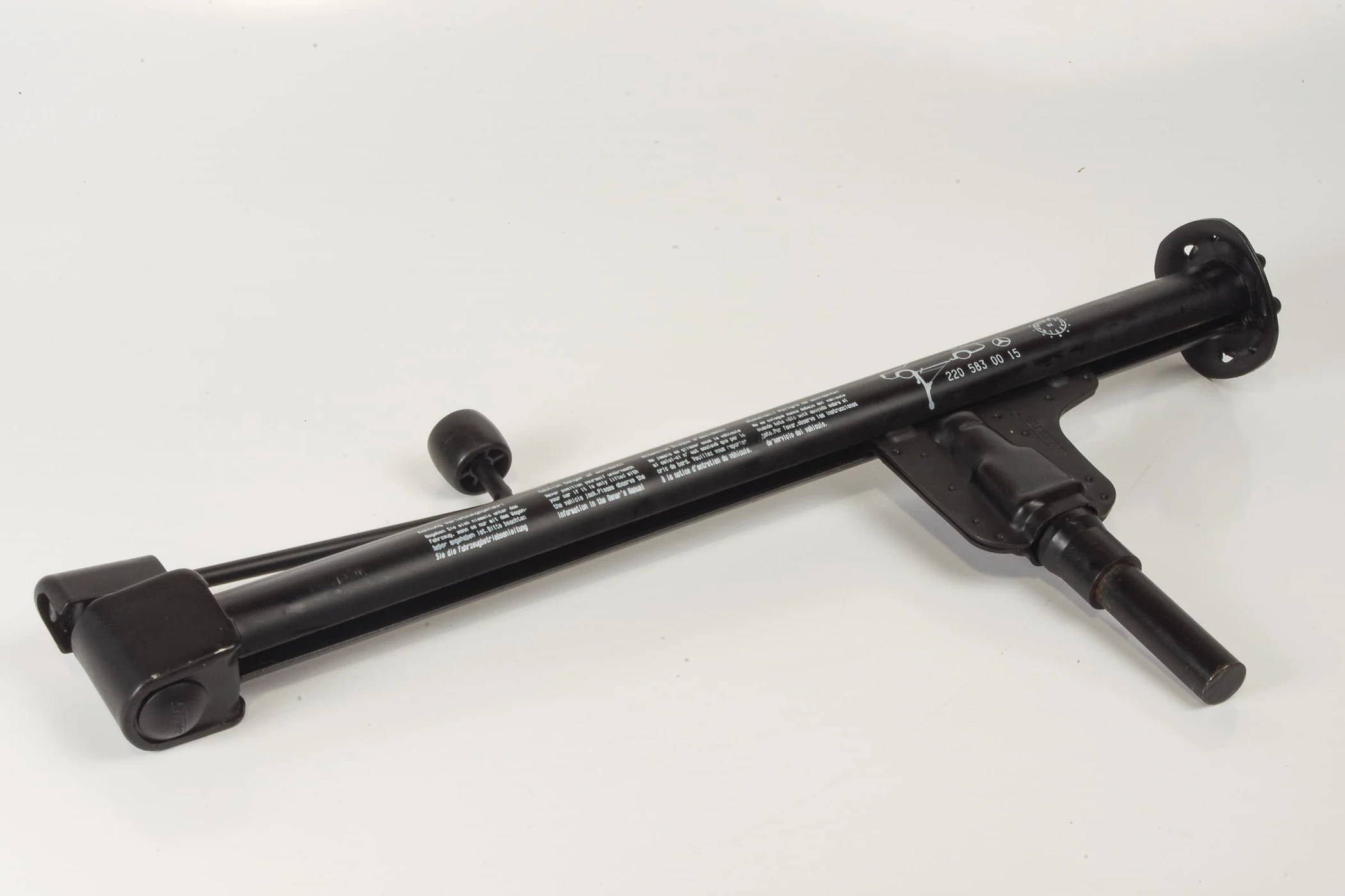 Mercedes 2205830015 Lifting Jack | C215 CL W220 S