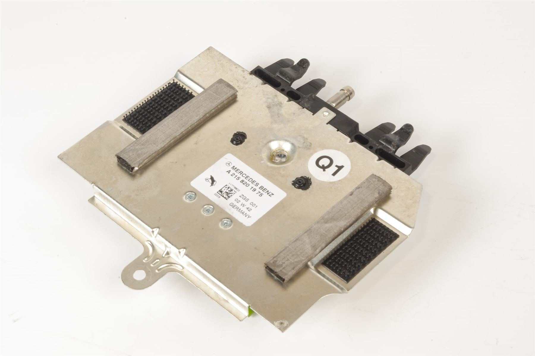 Mercedes 2158201975 Antenna Receiver | C199 R199 SLR A209 CLK C215 CL