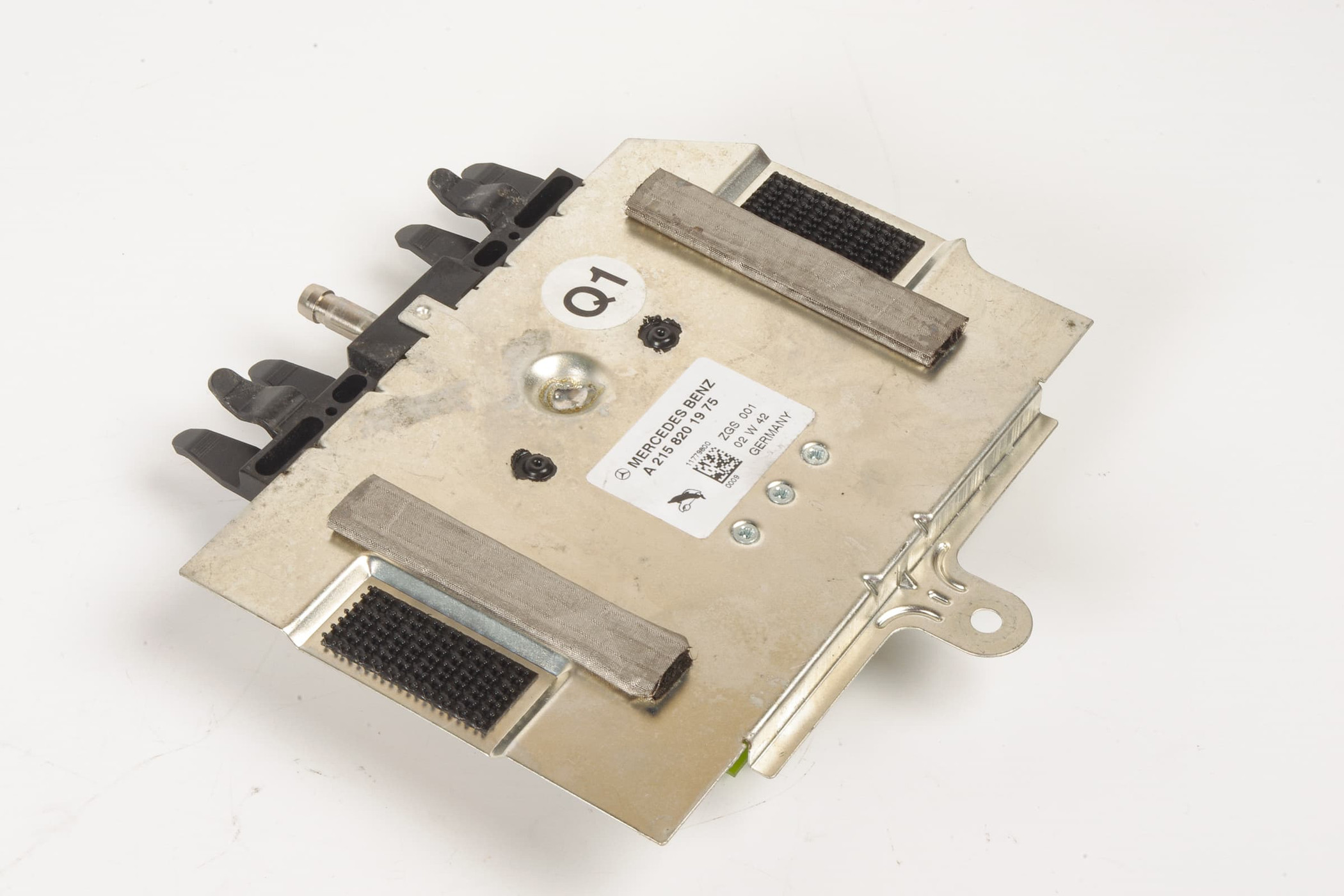 Mercedes 2158201975 Antenna Receiver | C199 R199 SLR A209 CLK C215 CL