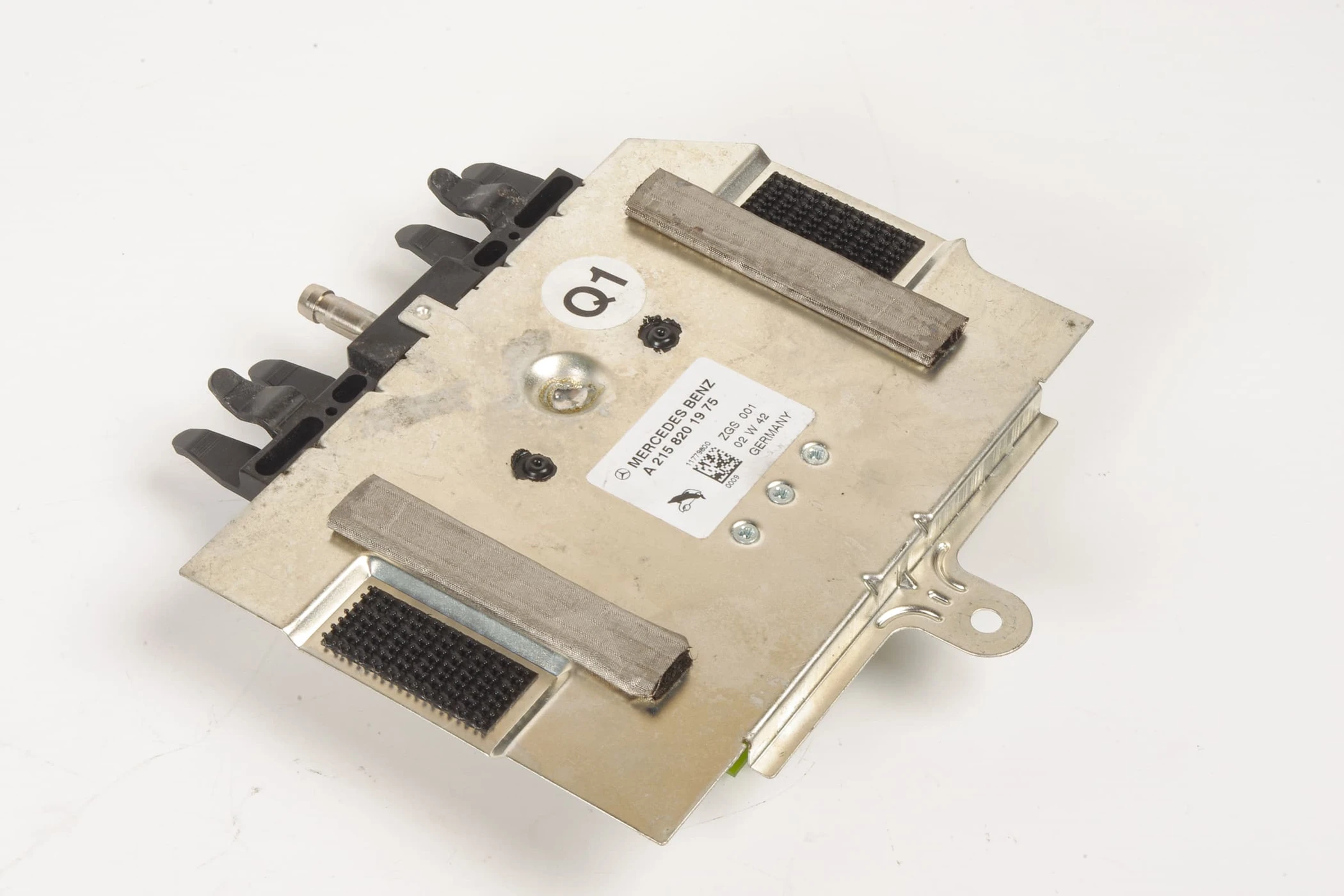 Mercedes 2158201975 Antenna Receiver | C199 R199 SLR A209 CLK C215 CL