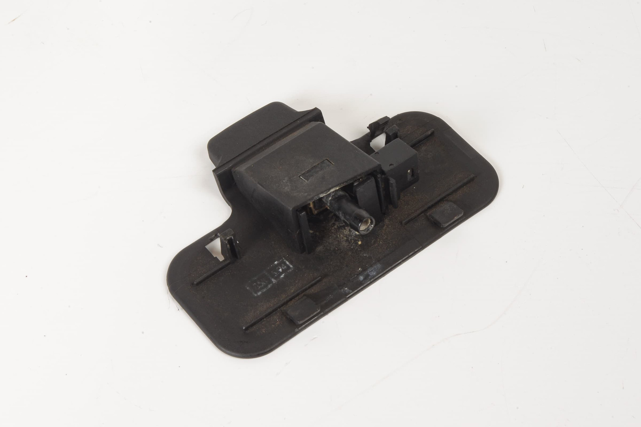 Mercedes 2108601847 Washer Jet Nozzle | W140 V140 C140 S W210 S210 E