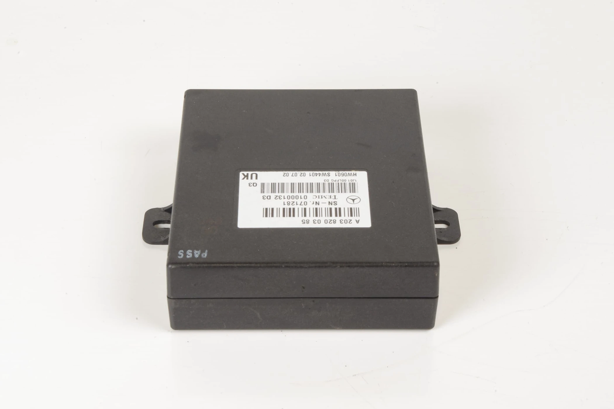 Mercedes 2038200385 Linguatronic Voice Control Unit | W202 W203 CL203 C C208...