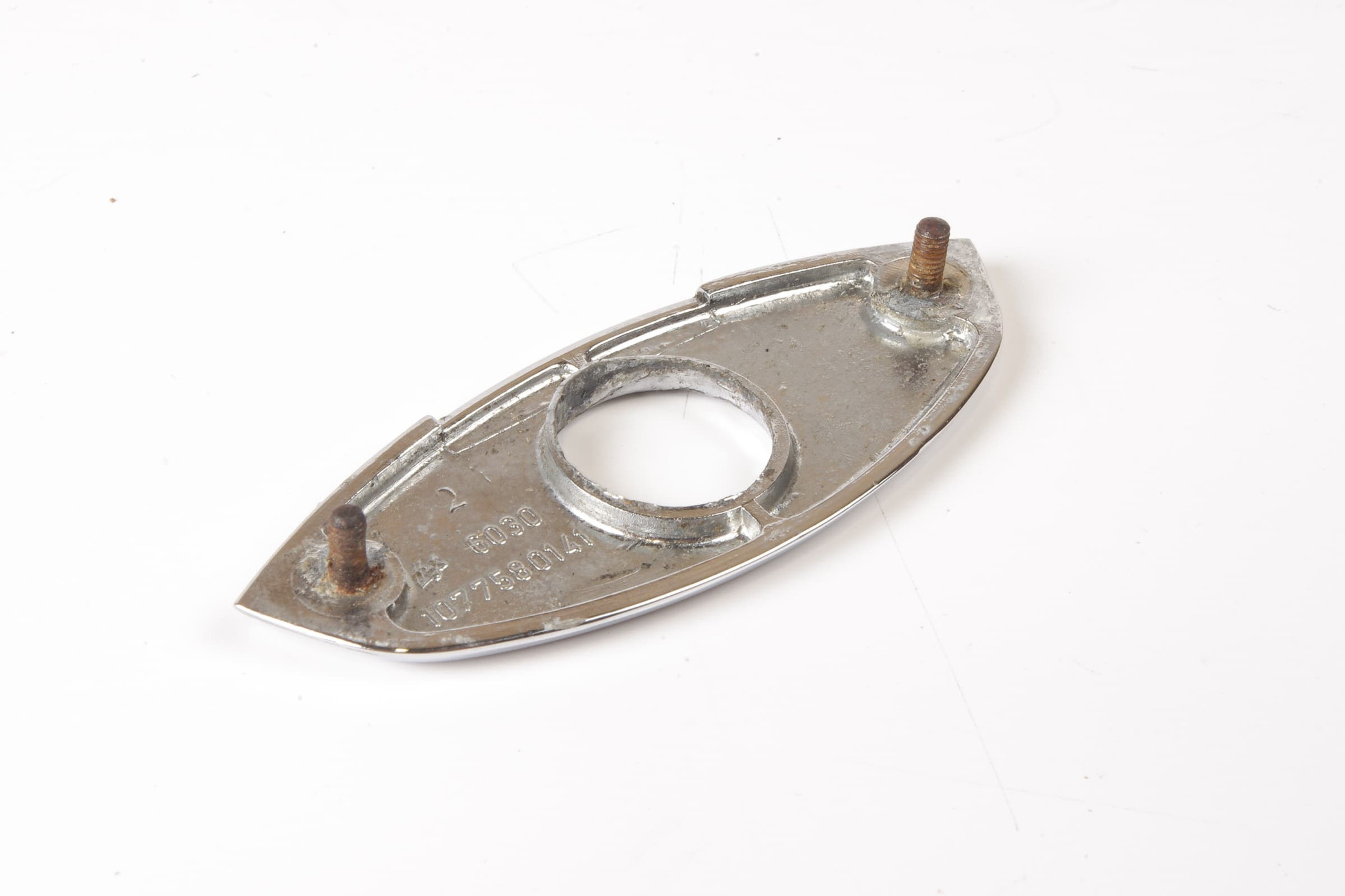 Mercedes 1077580141 Roof Chrome Trim | R107 SL