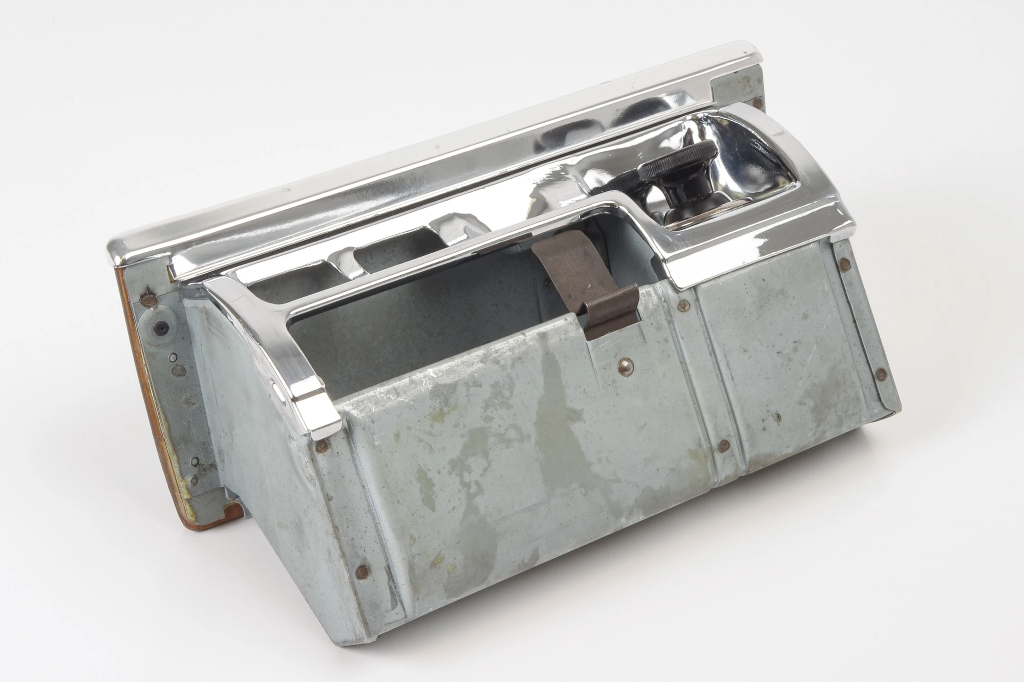 Mercedes 1168100530 Ashtray | R107 SL W116 S