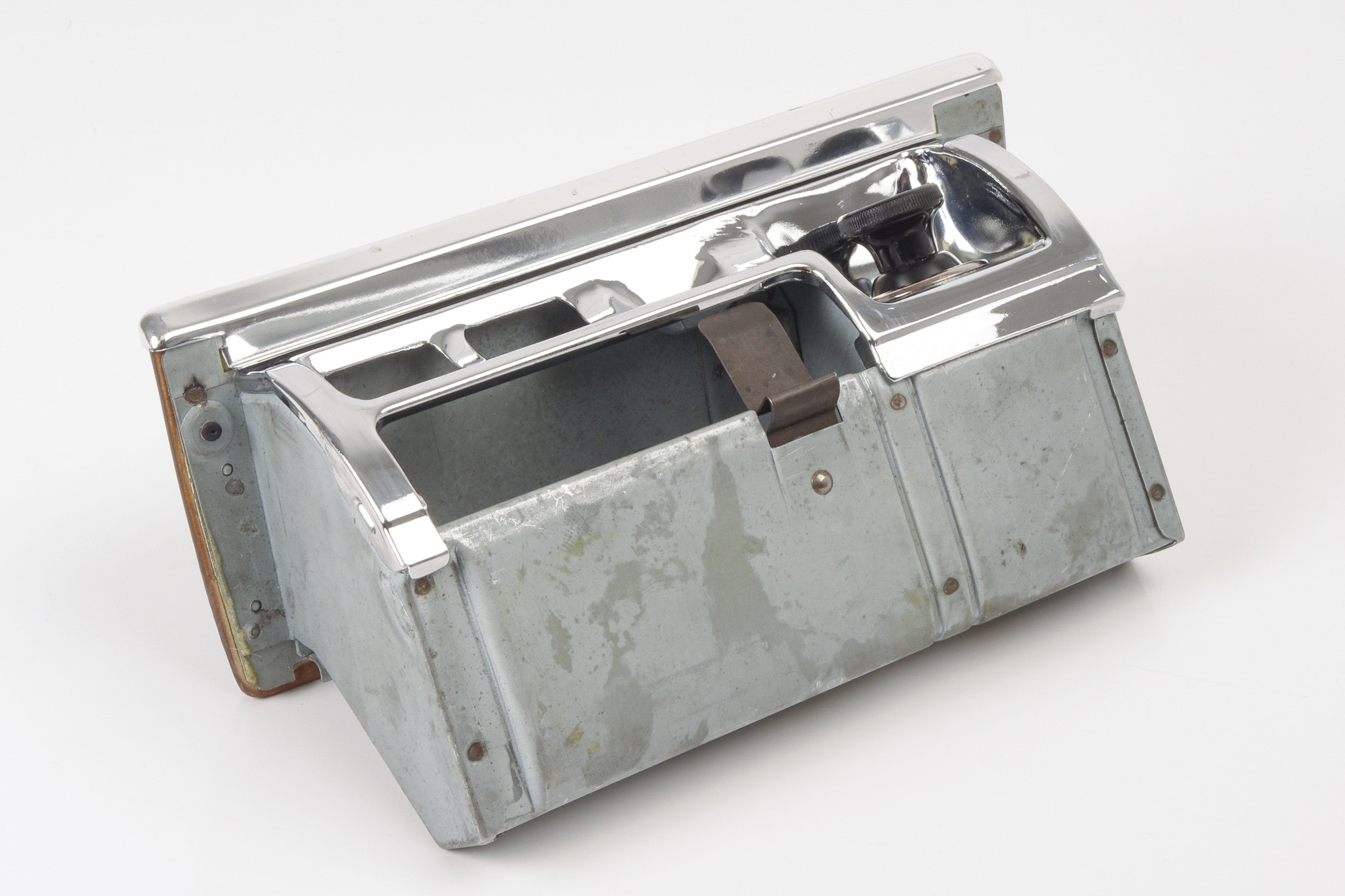 Mercedes 1168100530 Ashtray | R107 SL W116 S