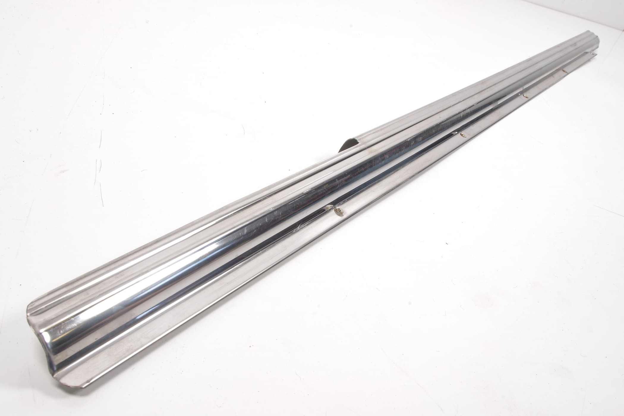 Mercedes 1076860436 Door Inner Sill - Right | C107 R107 SL W123 V123 E