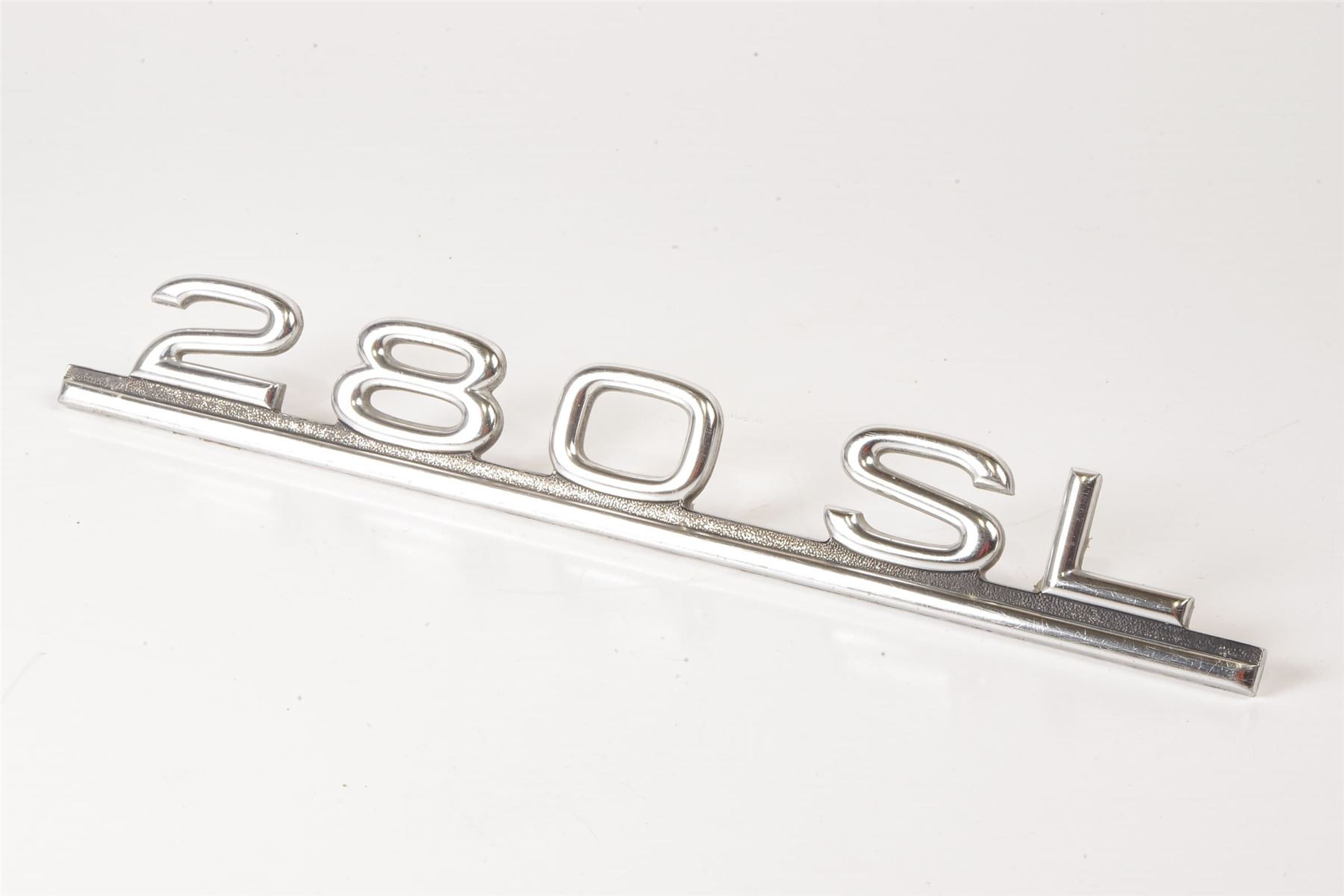 Mercedes 1078170015 Boot Badge | R107 SL