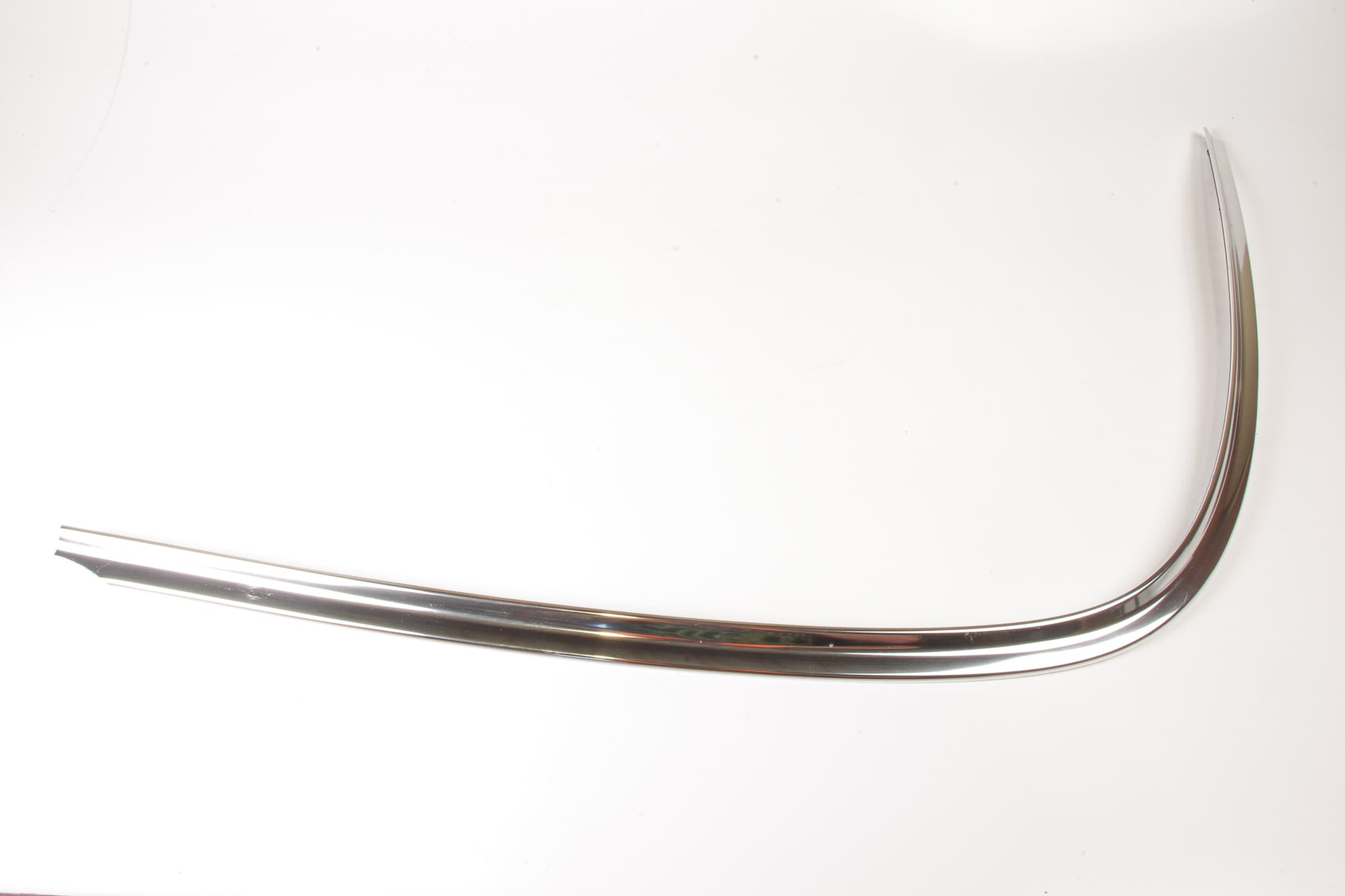 Mercedes 1077580481 Deck Lid Chrome Trim - Right | R107 SL