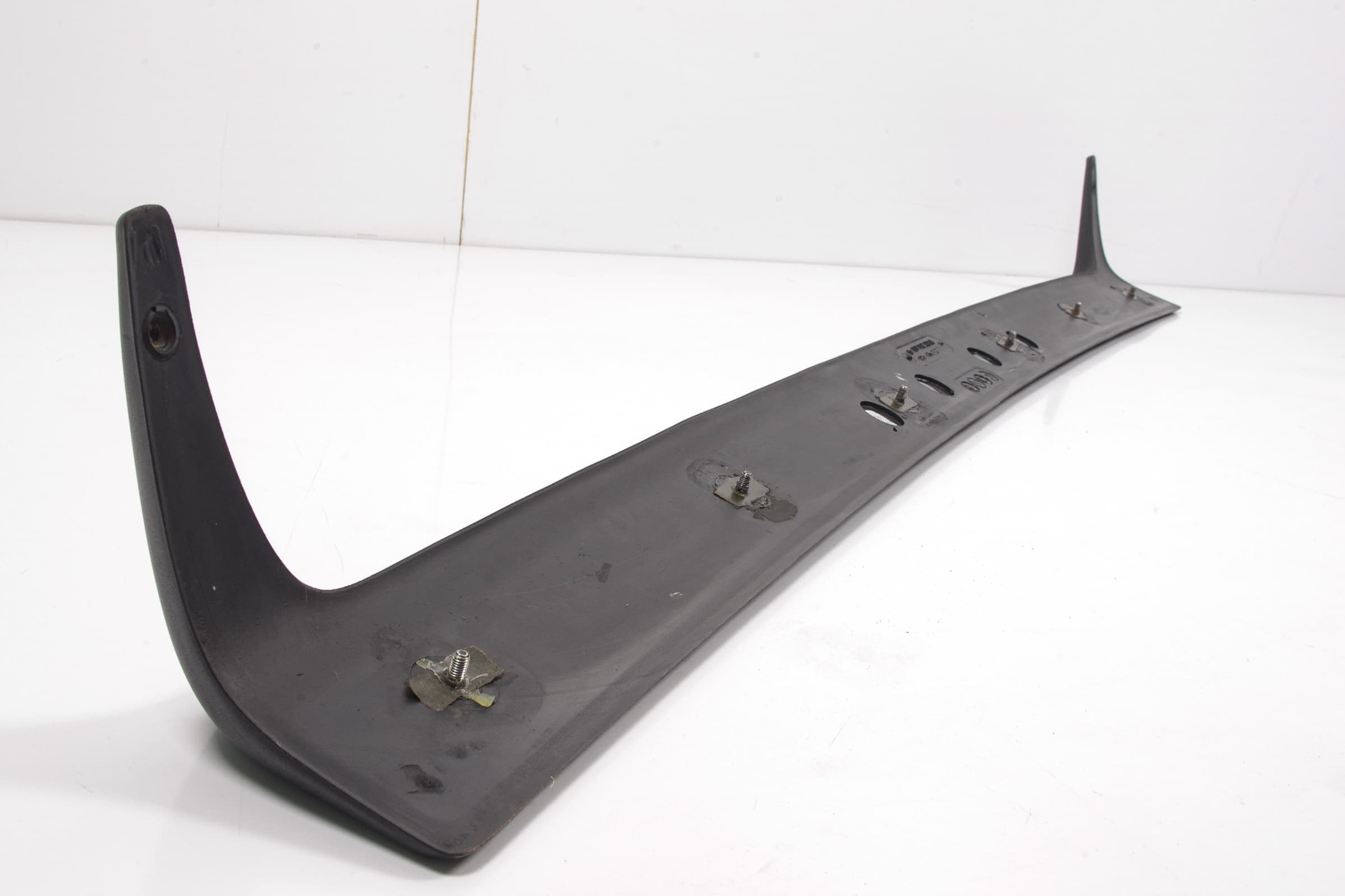 Mercedes 1077900088 Boot Lip Spoiler | C107 R107 SL