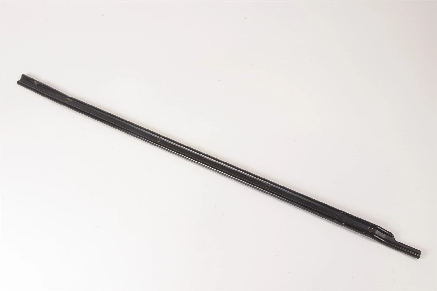 Mercedes 1076940420 Boot Trim Rail - Rear Right | C107 R107 SL