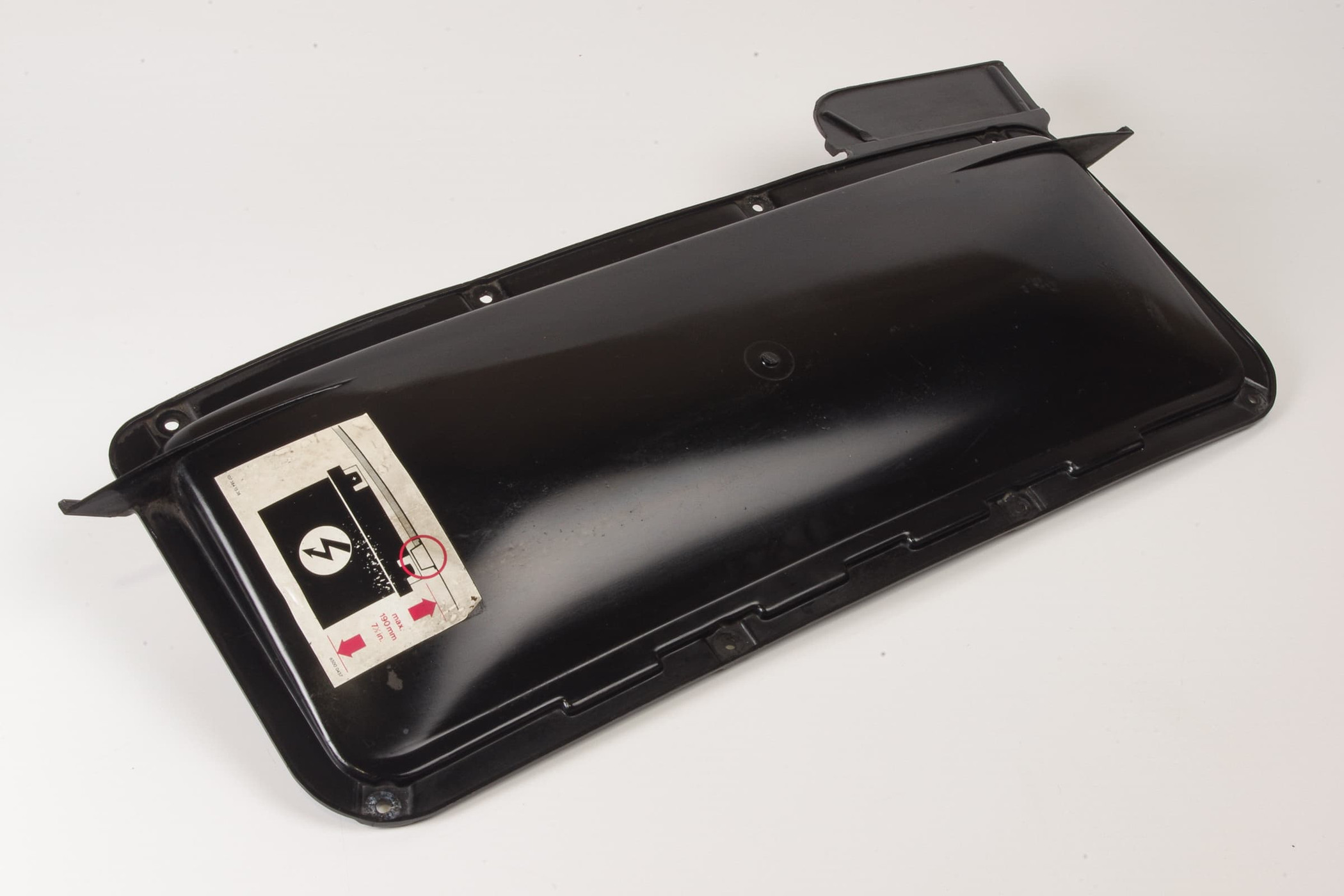 Mercedes 1078300352 Heater Box Cover | C107 R107 SL