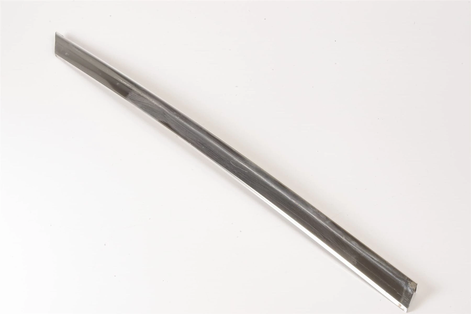 Mercedes 1076701116 A Pillar Chrome Trim - Left | R107 SL