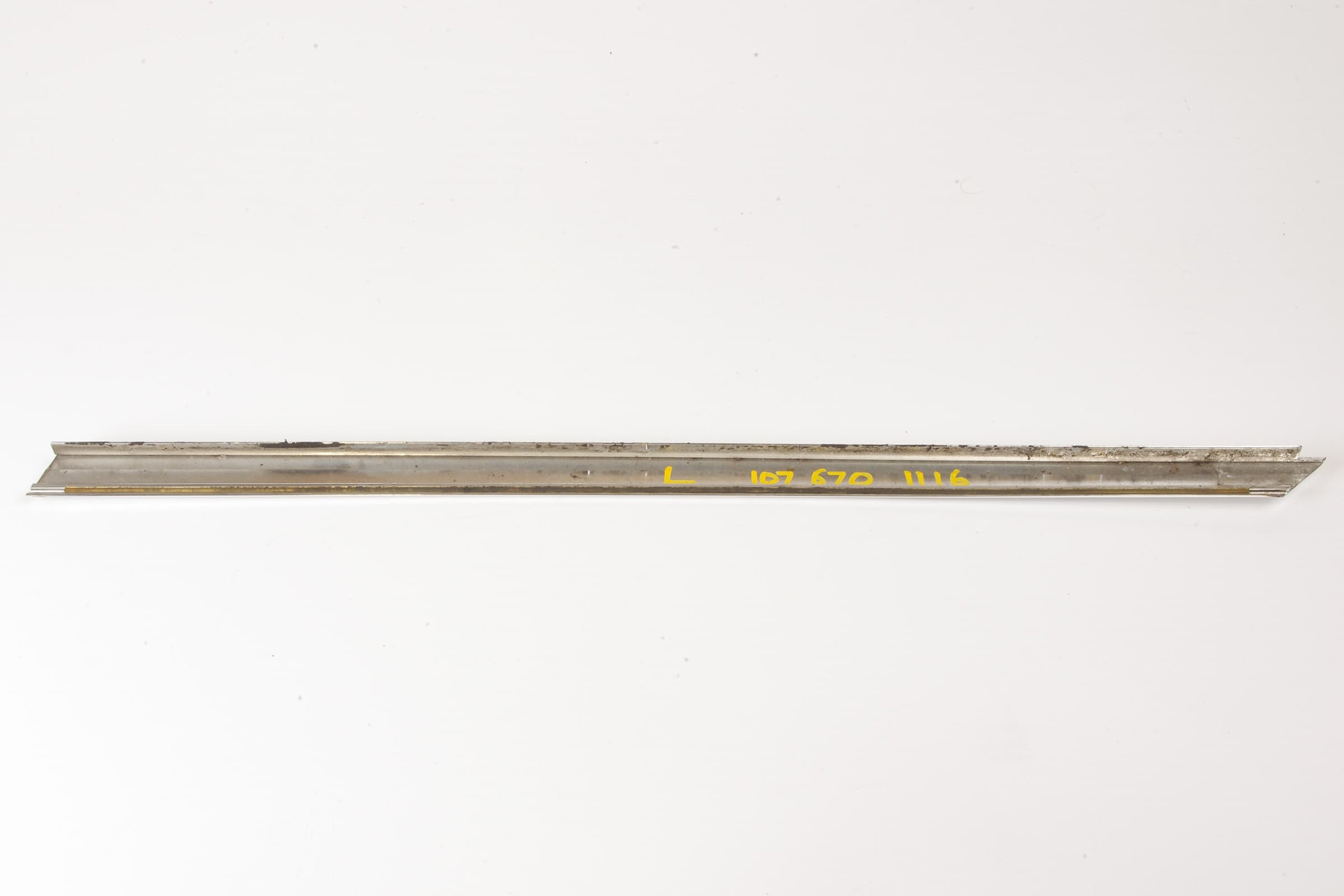 Mercedes 1076701116 A Pillar Chrome Trim - Left | R107 SL