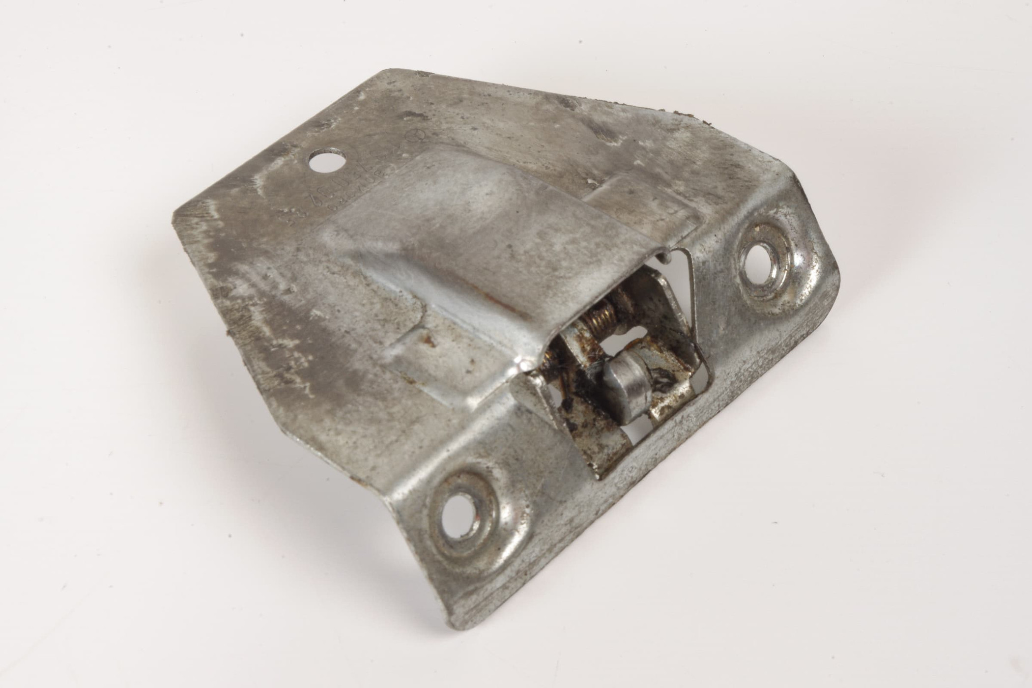 Mercedes 1137500285 Boot Latch | C107 R107 W113 SL W114 W115 E W116 S