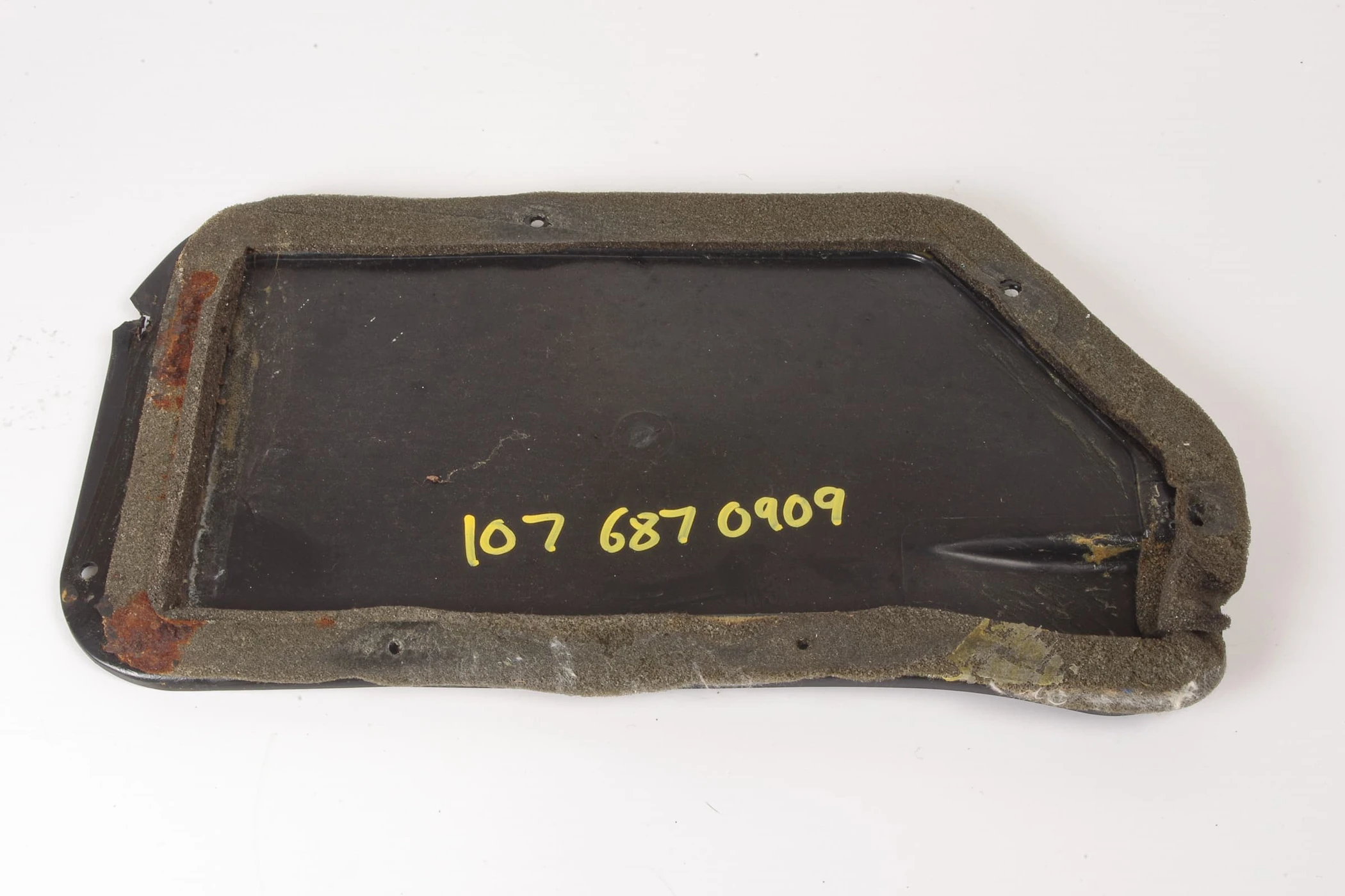 Mercedes 1076870909 Dashboard Lower Cover - Left | C107 R107 SL