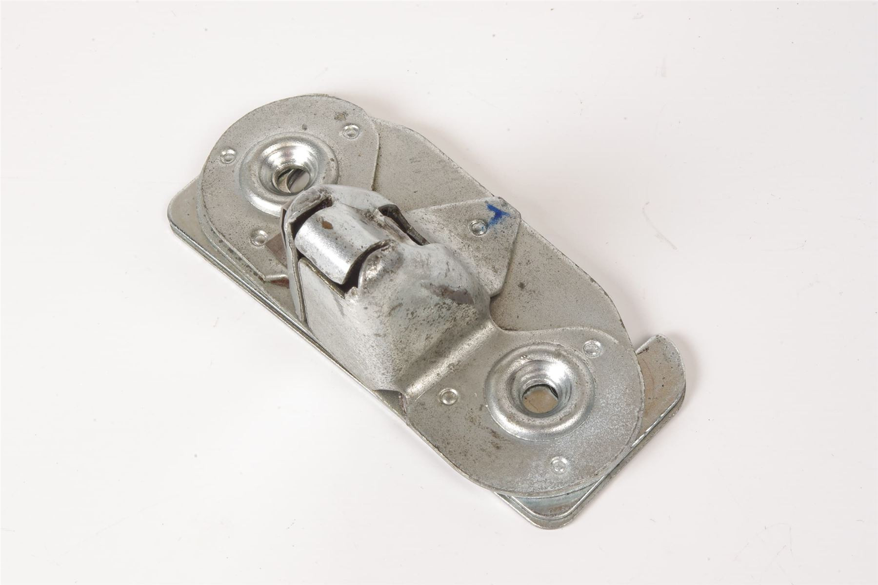 Mercedes 1137500185 Boot Lock | C107 R107 W113 SL W114 W115 E W116 S