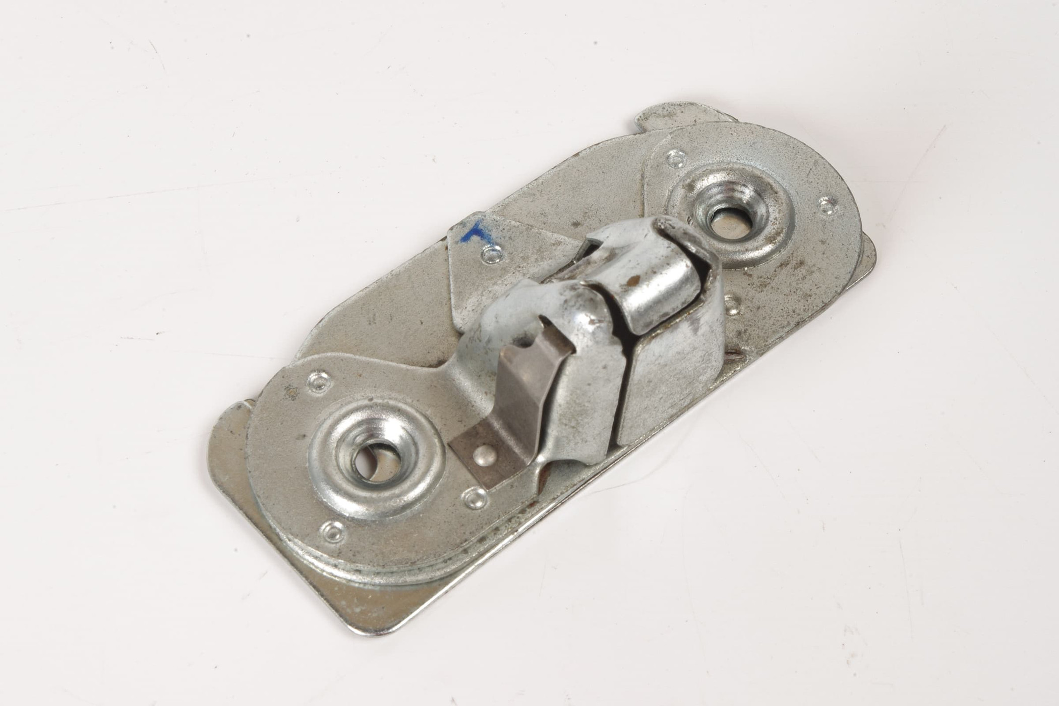 Mercedes 1137500185 Boot Lock | C107 R107 W113 SL W114 W115 E W116 S