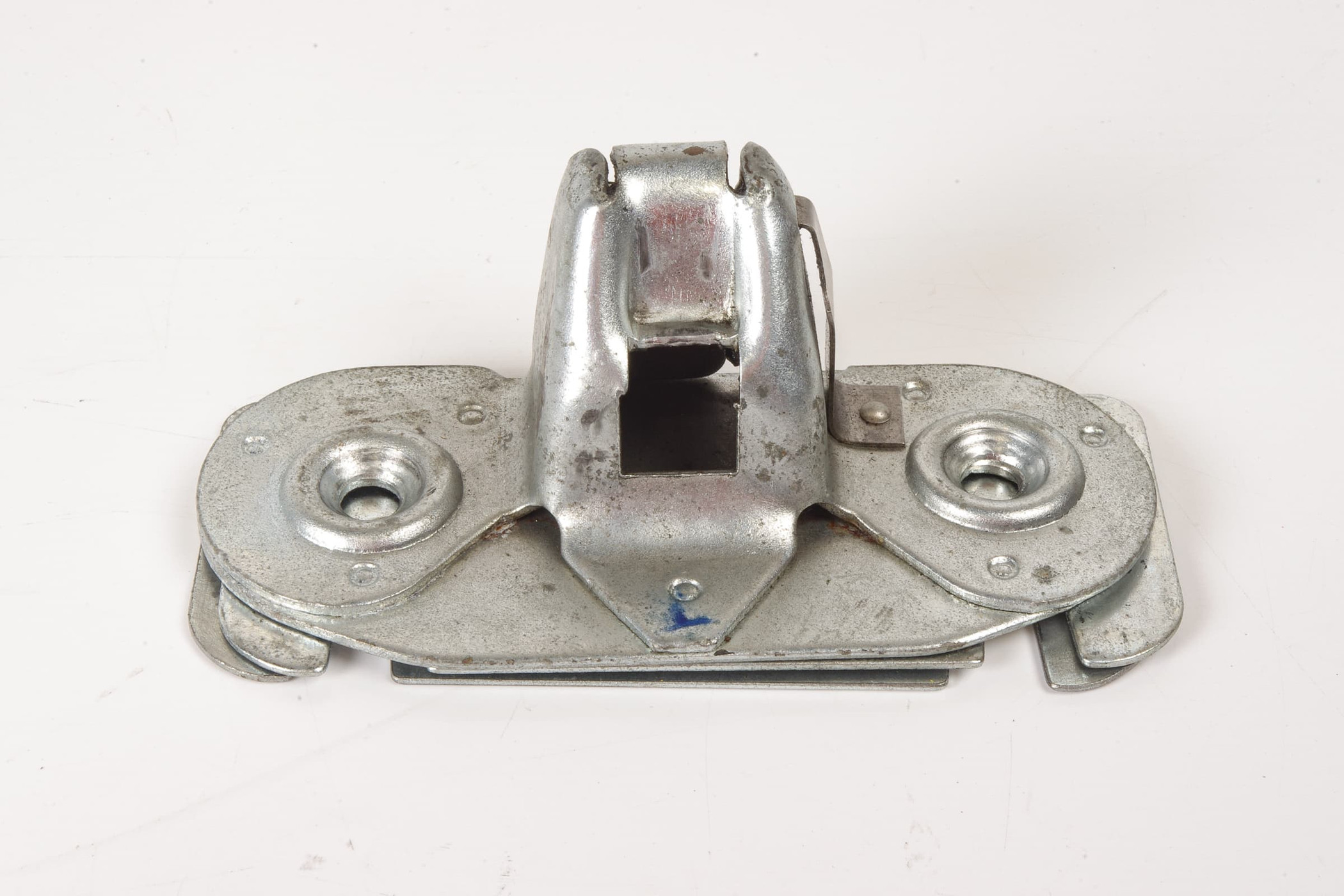 Mercedes 1137500185 Boot Lock | C107 R107 W113 SL W114 W115 E W116 S