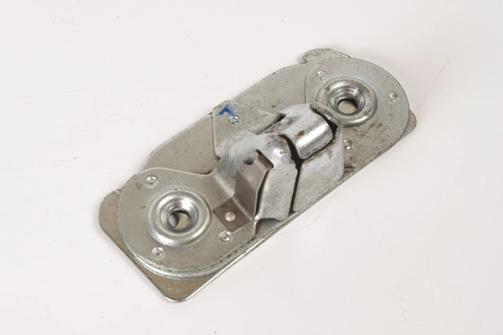 Mercedes 1137500185 Boot Lock | C107 R107 W113 SL W114 W115 E W116 S
