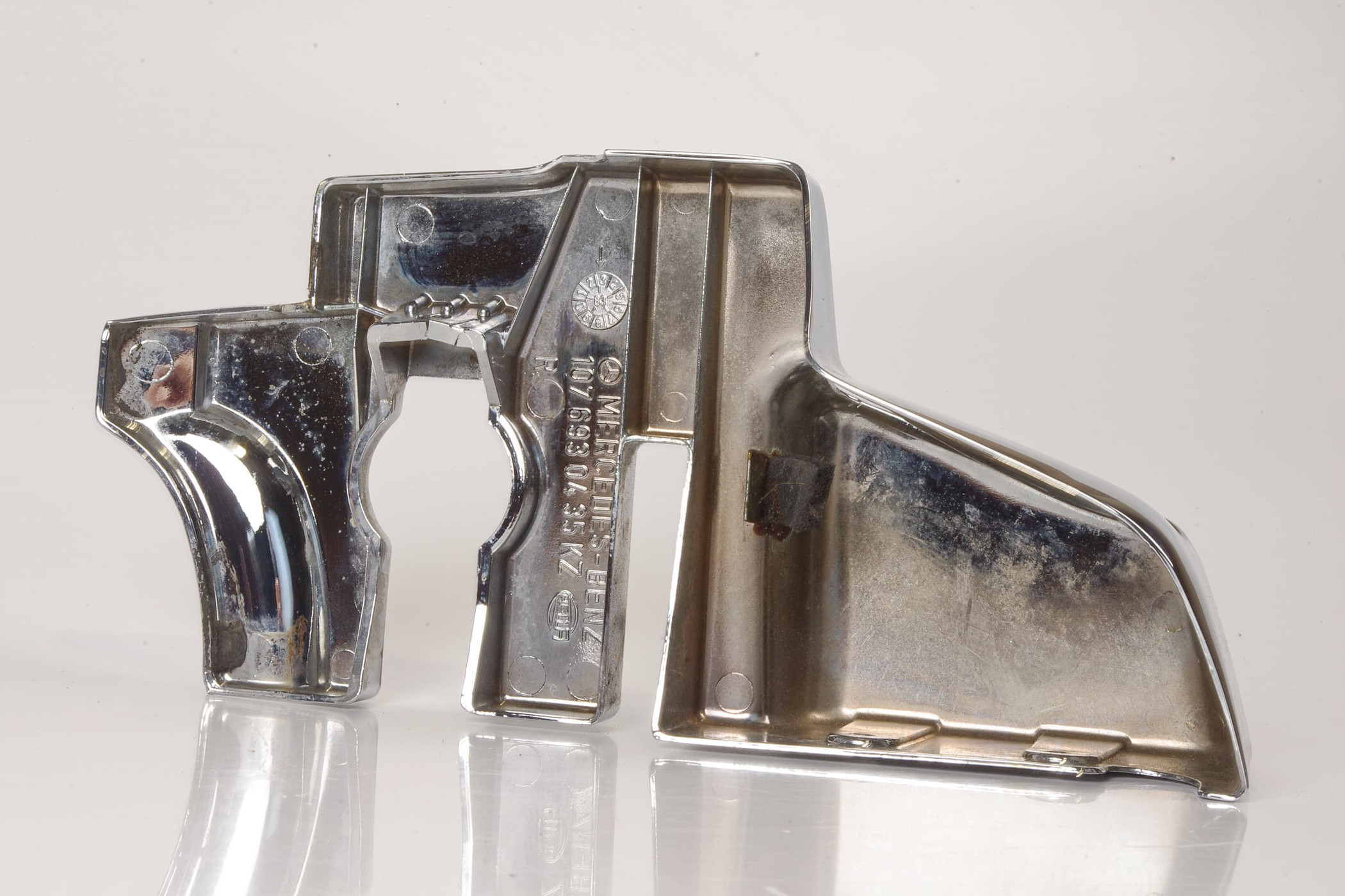 Mercedes 1076930435 B Pillar Chrome Trim - Right | R107 SL