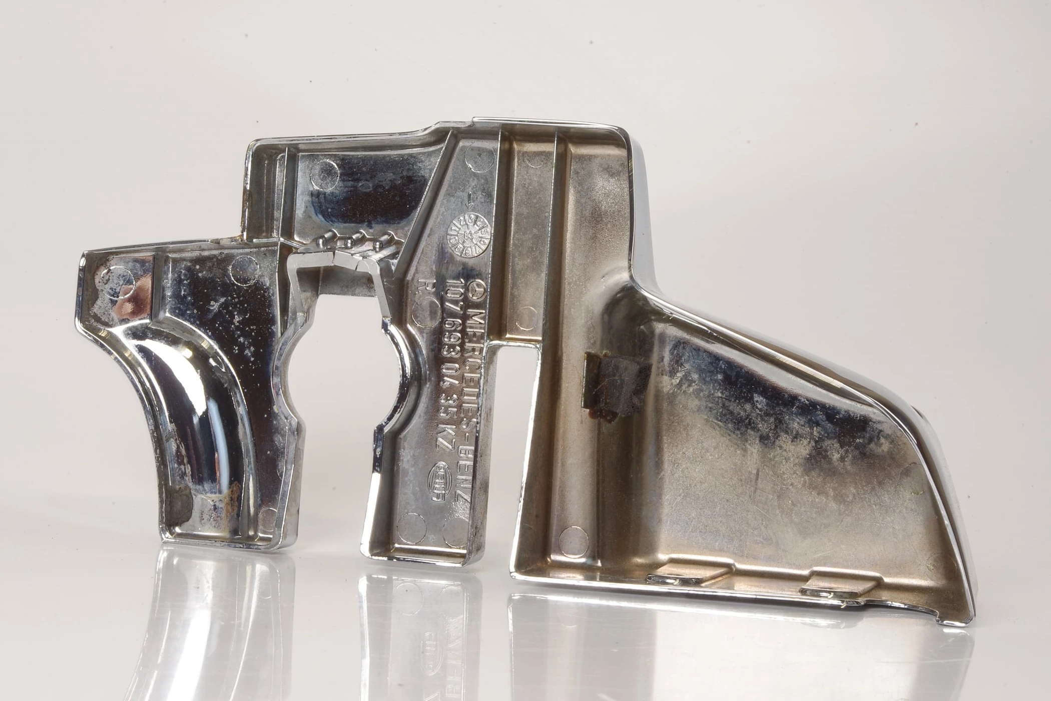 Mercedes 1076930435 B Pillar Chrome Trim - Right | R107 SL