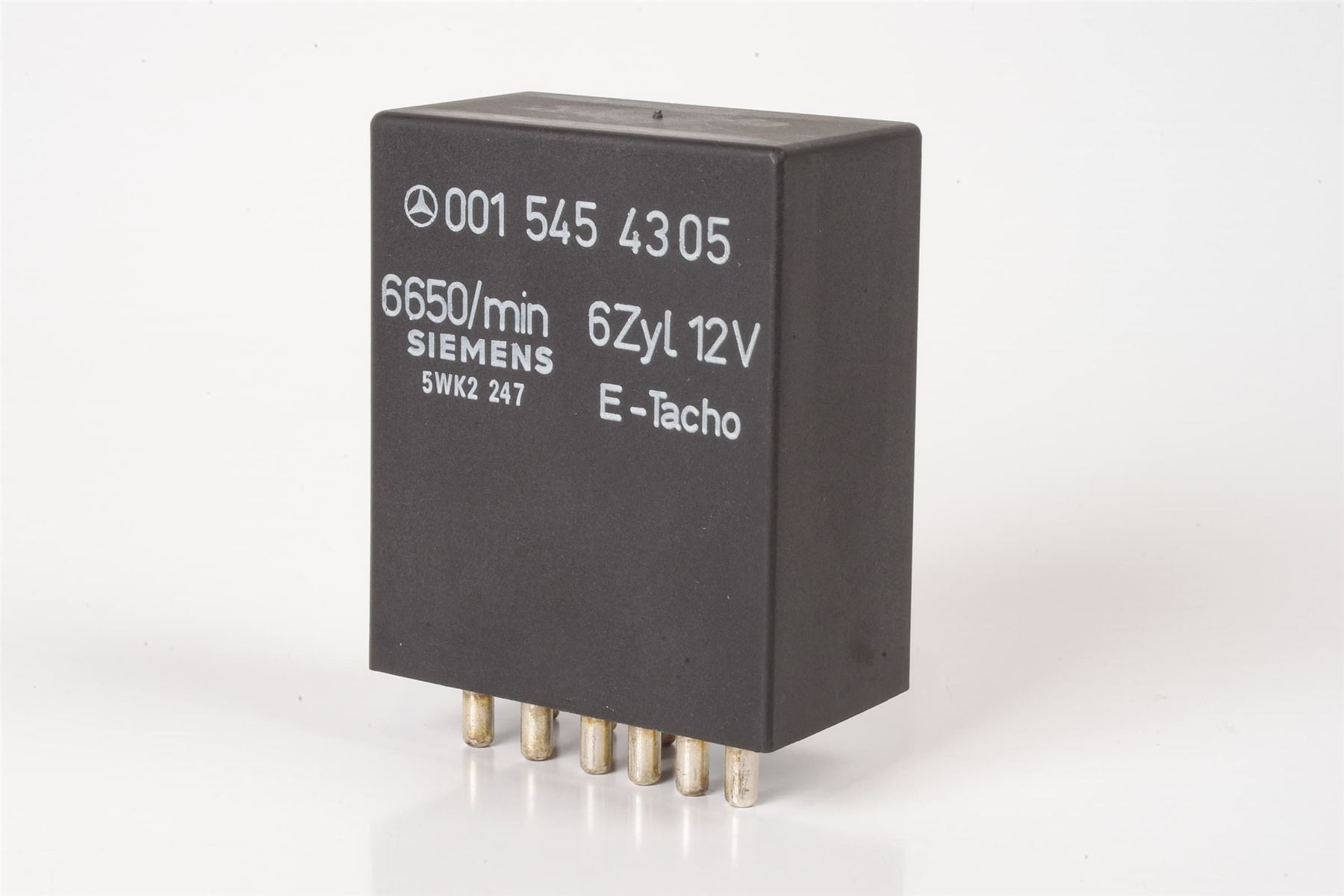 Mercedes 0015454305 Fuel Pump Relay | C107 R107 SL W123 E W126 S