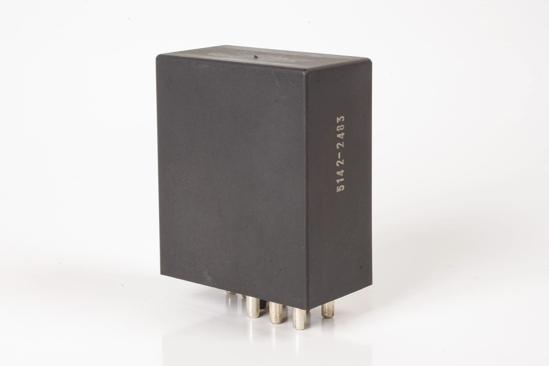 Mercedes 0015454305 Fuel Pump Relay | C107 R107 SL W123 E W126 S