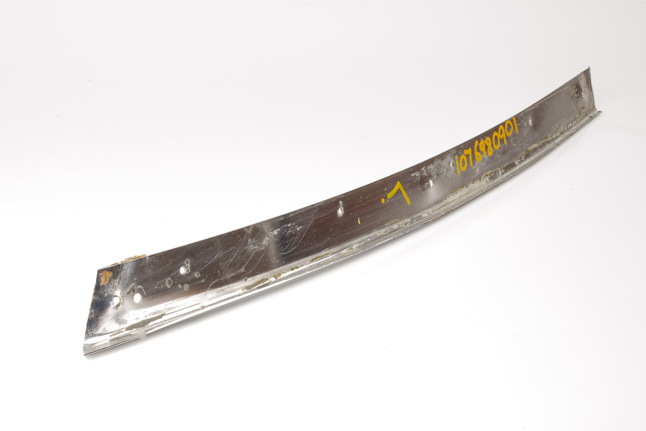 Mercedes 1076980780 A Pillar Chrome Trim - Left | R107 SL