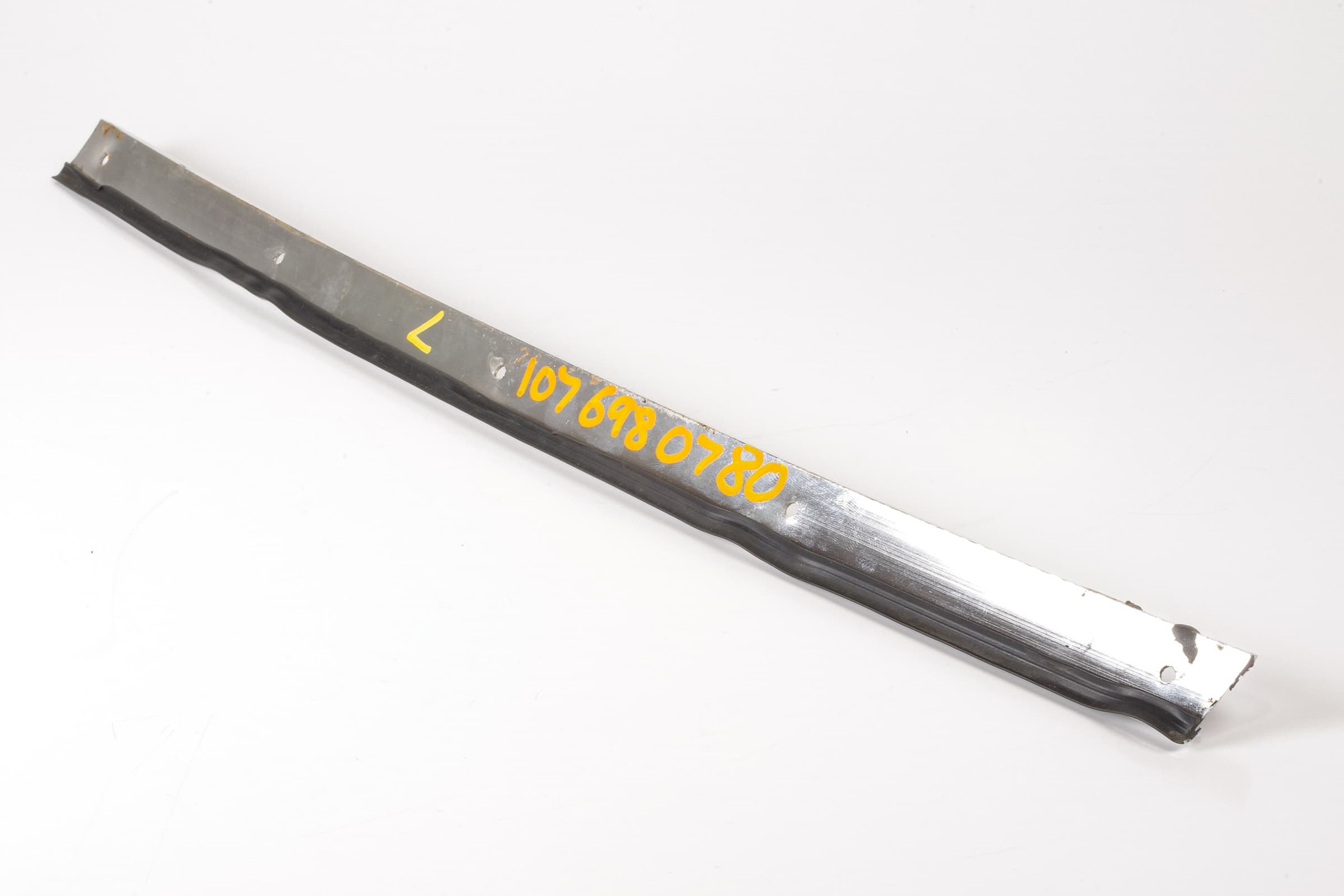 Mercedes 1076980780 A Pillar Chrome Trim - Left (a) | R107 SL