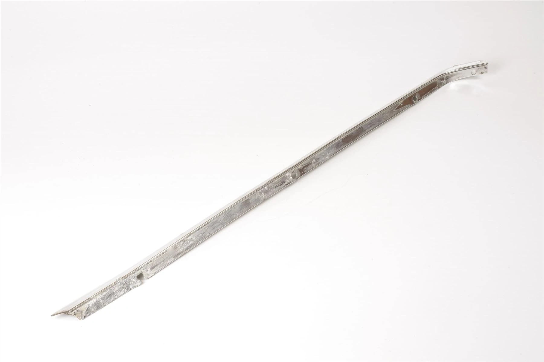 Mercedes 1076980901 Windscreen Trim - Left | R107 SL