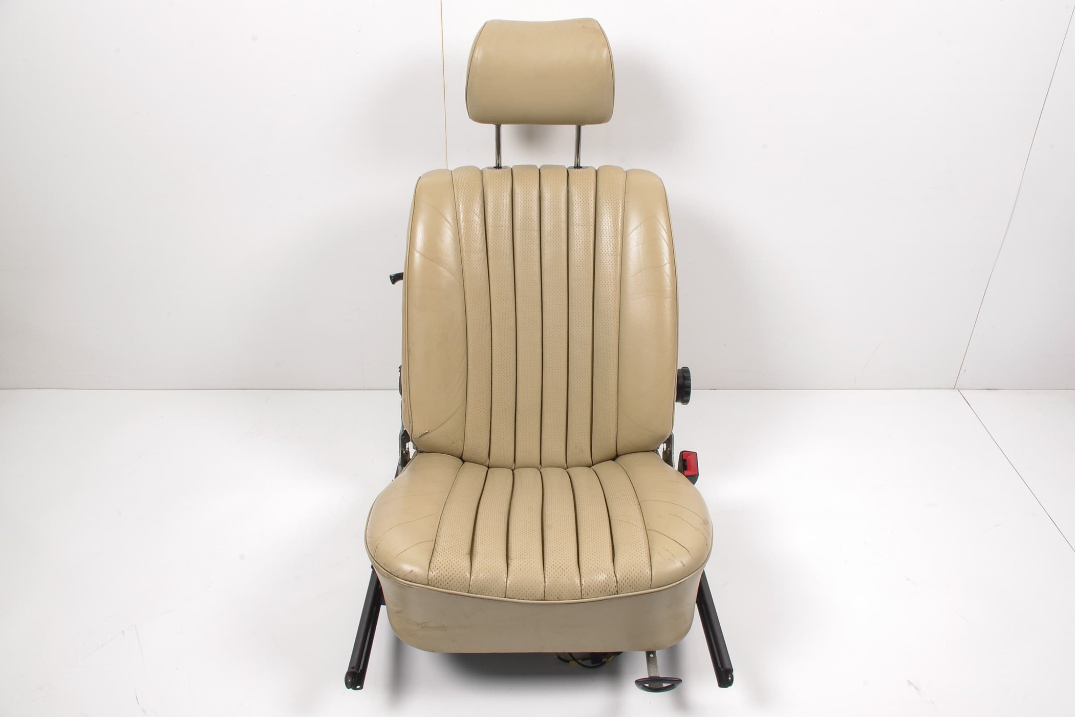 Mercedes 1079104147 Seat - Front Right Cream | R107 SL