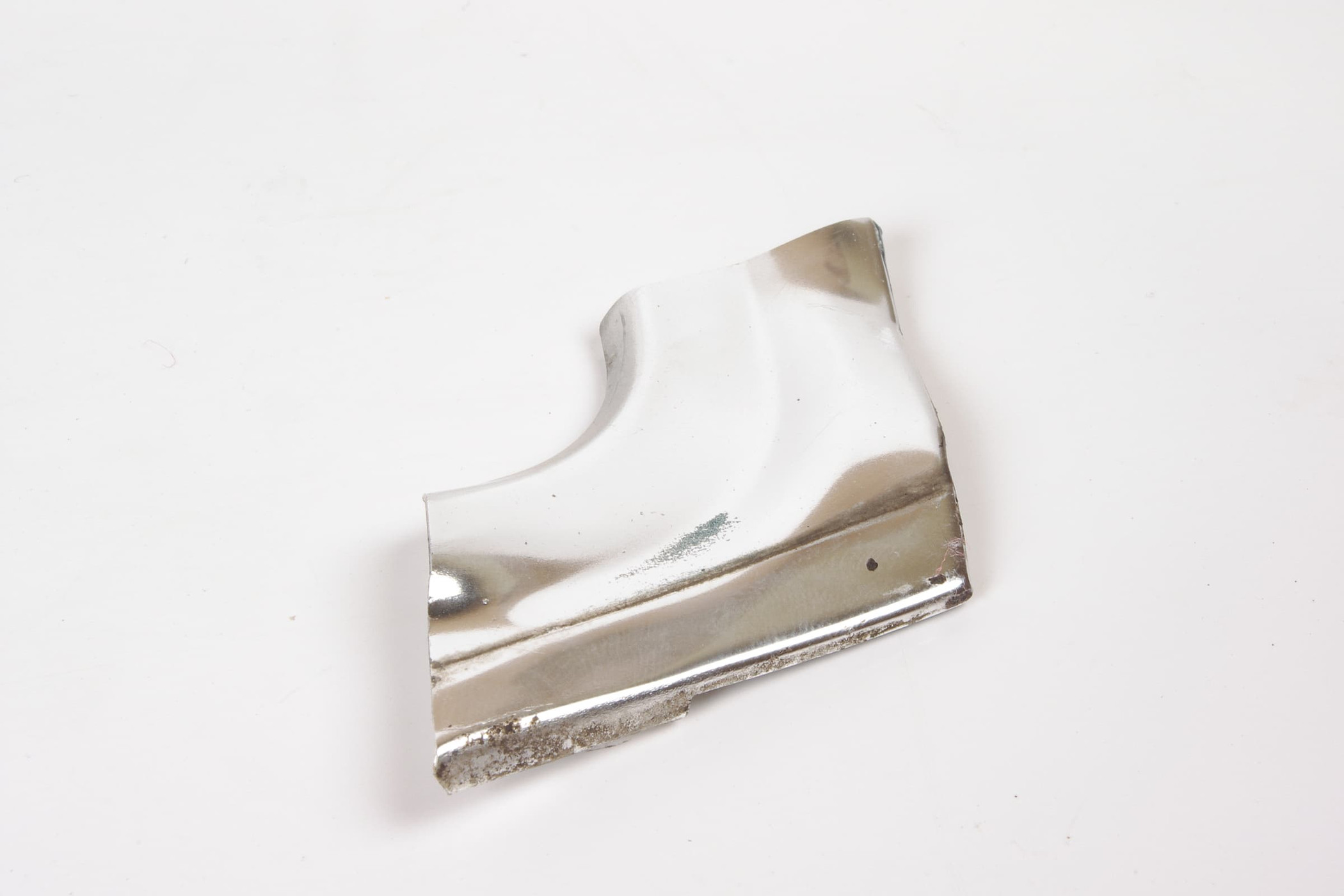 Mercedes 1076713630 Windscreen Trim - Right | C107 R107 SL