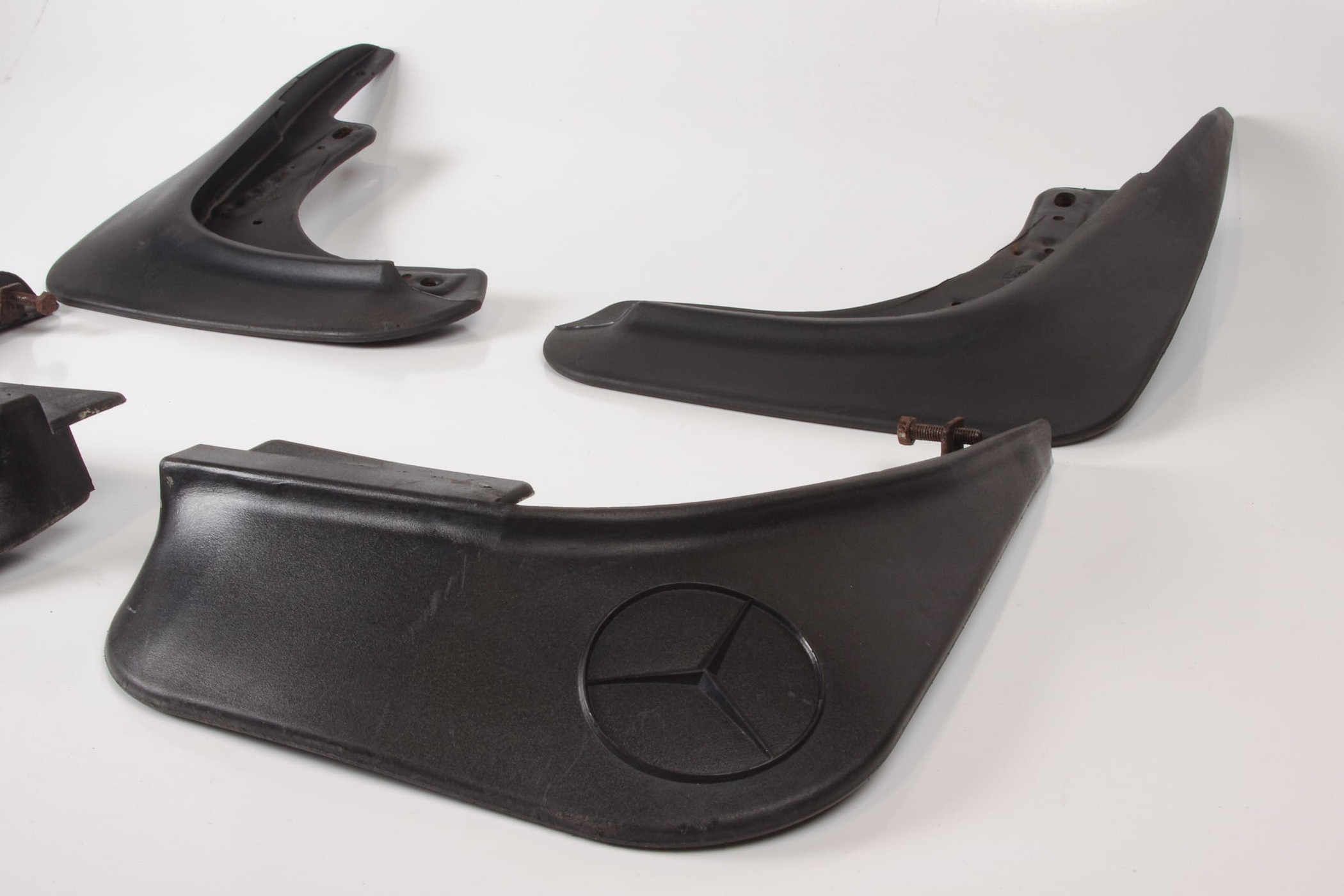 Mercedes 1298840000 Mud Flap Set x4 - Front