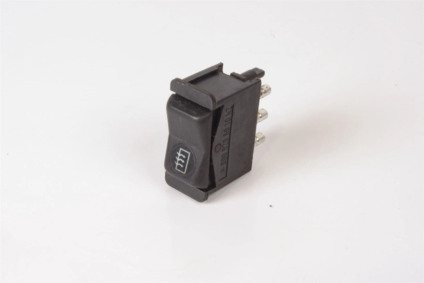 Mercedes 0008206010 Demist Switch - Rear | C107 R107 W113 SL W108 W109 W111...