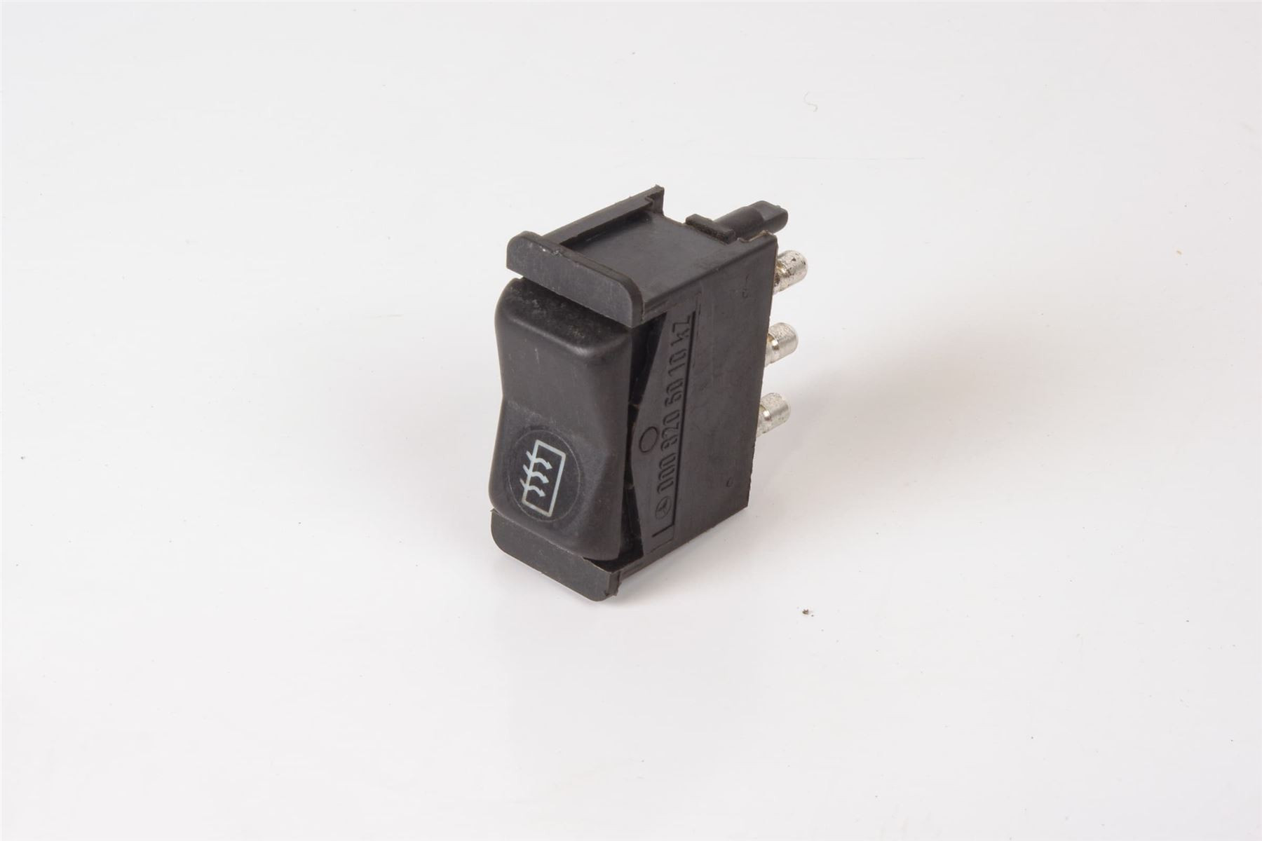 Mercedes 0008206010 Demist Switch - Rear | C107 R107 W113 SL W108 W109 W111...