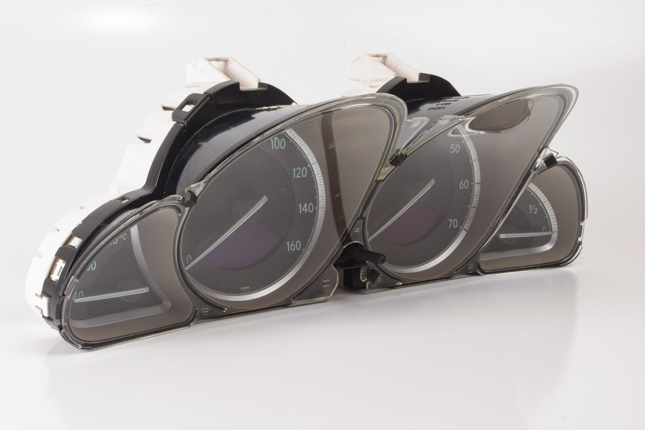 Mercedes 2305402411 Instrument Cluster | R230 SL