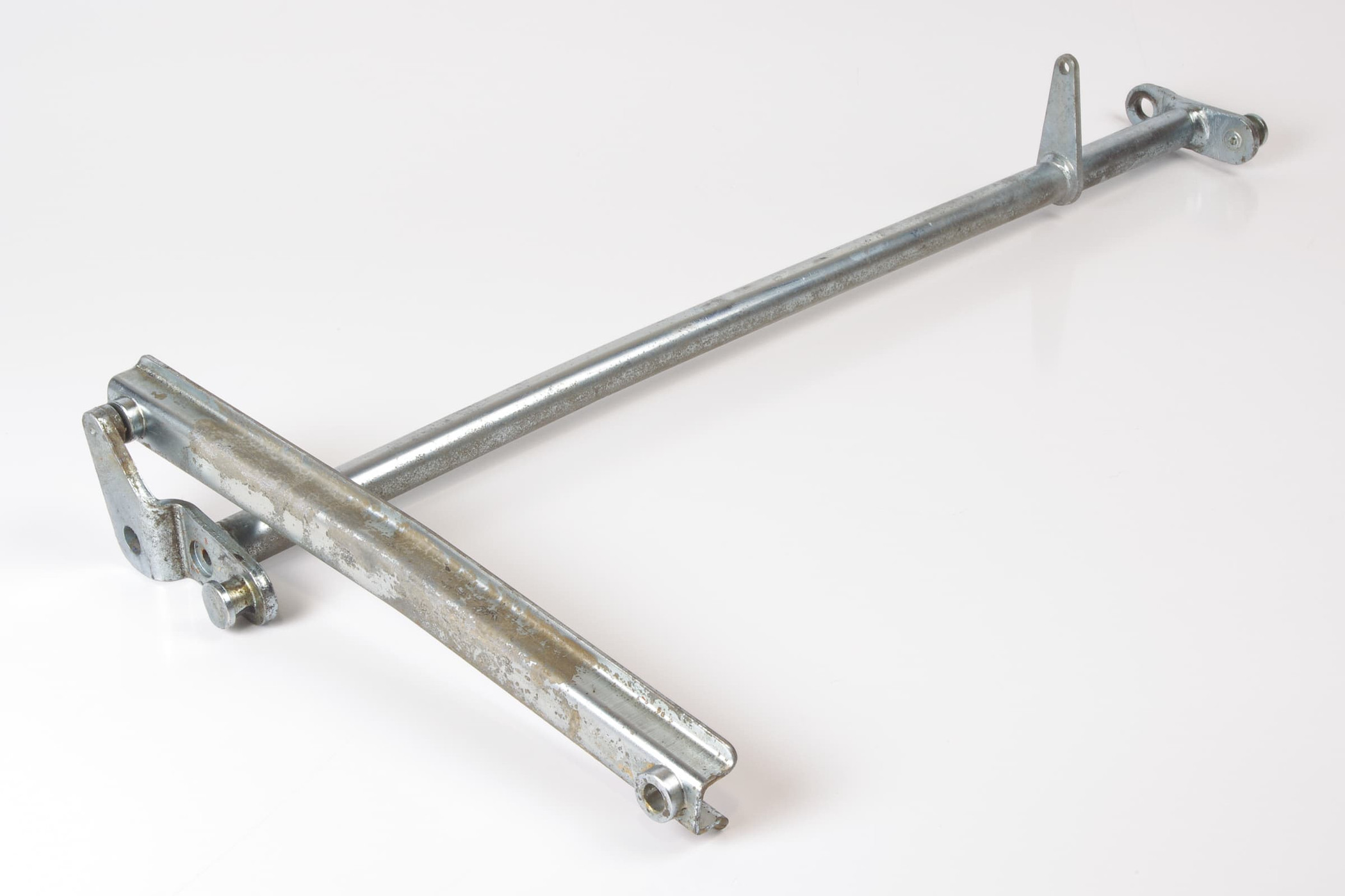 Mercedes 1079100796 Seat Rail Connector - Left | R107 SL