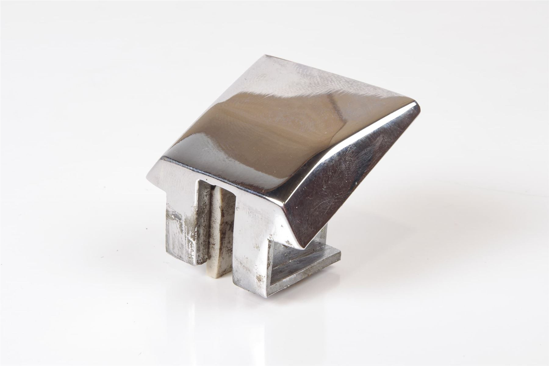 Mercedes 1077250132 Window Rail Chrome - Left | C107 R107 SL