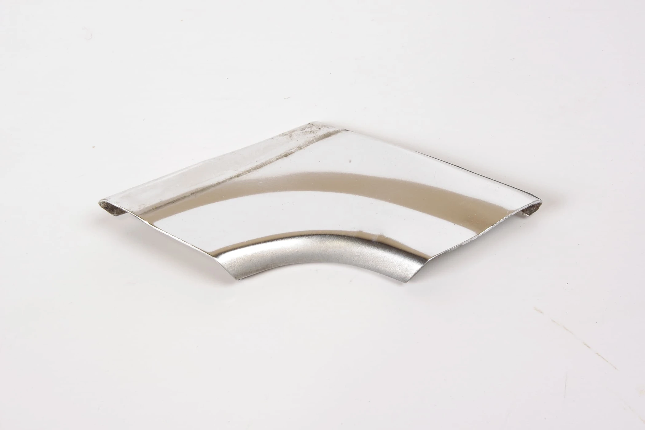 Mercedes 1076713530 Windscreen Trim - Left | C107 R107 SL