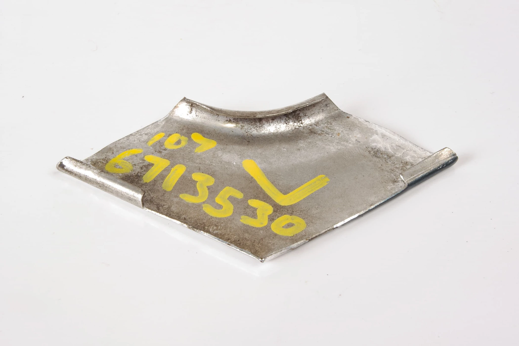 Mercedes 1076713530 Windscreen Trim - Left | C107 R107 SL