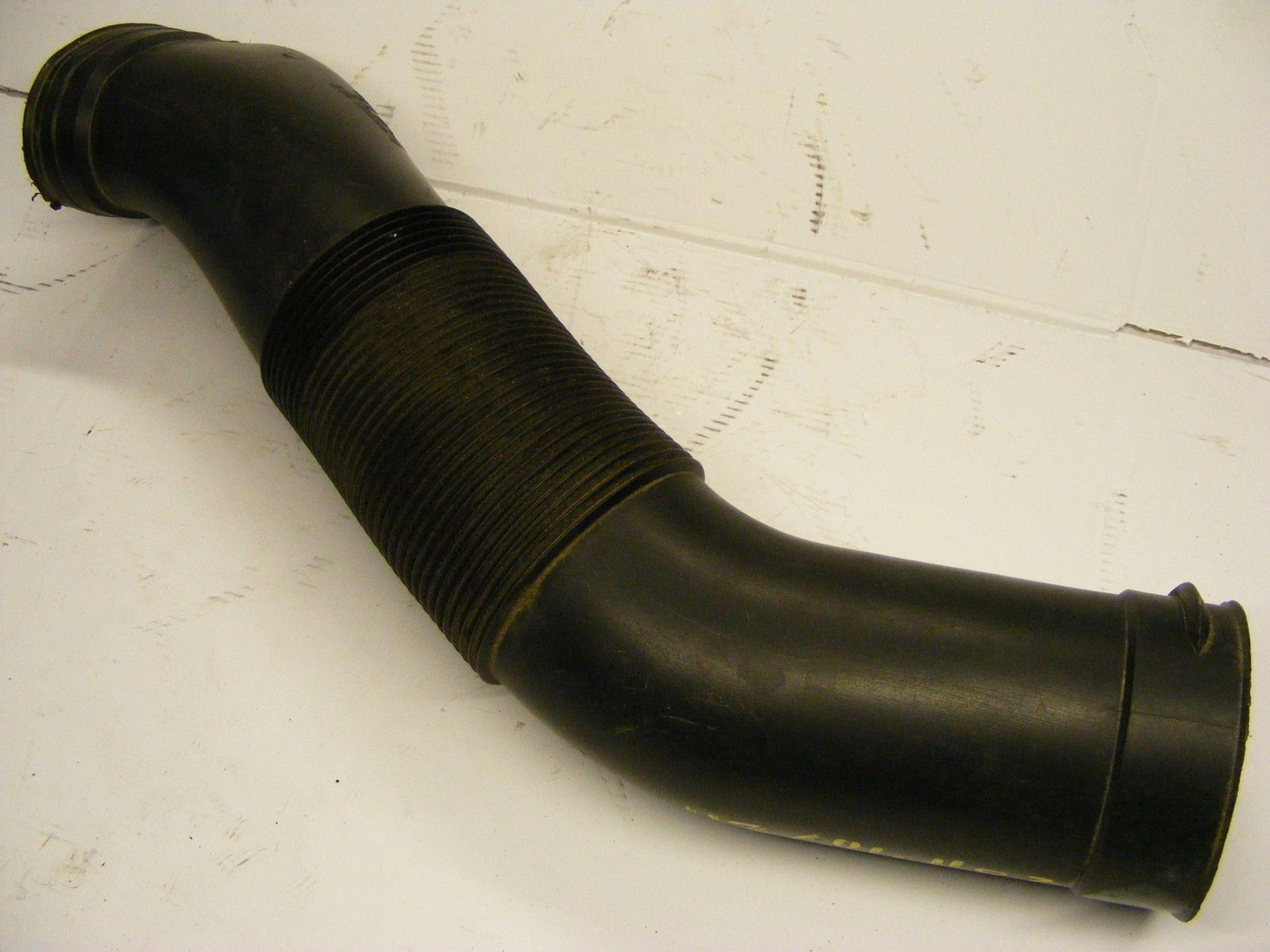 Mercedes 1130941182 Engine Bay Air Duct Pipe | 113 215 220 W140 S Class
