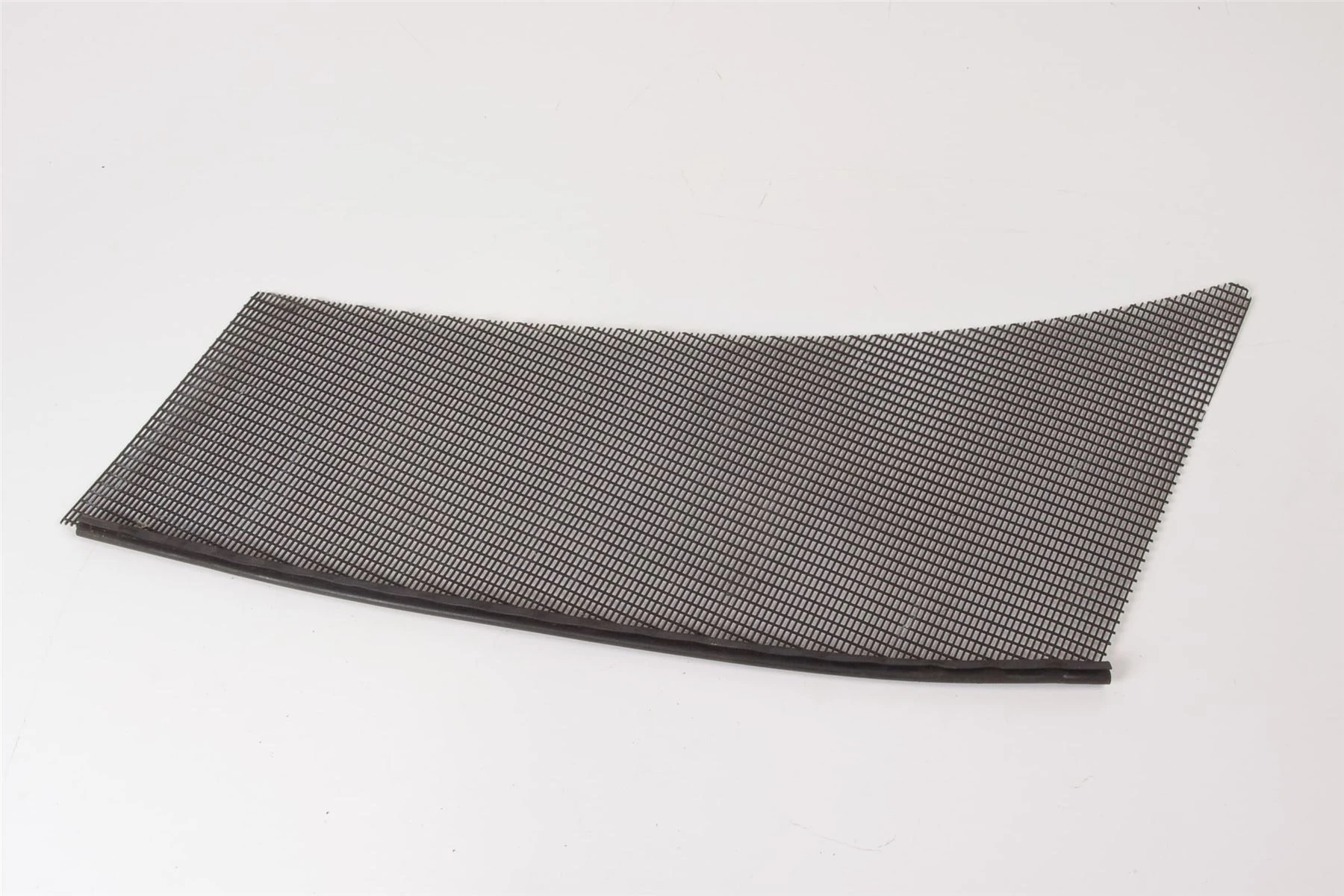 Mercedes 1078360018 Bonnet Grille Mesh | C107 R107 SL