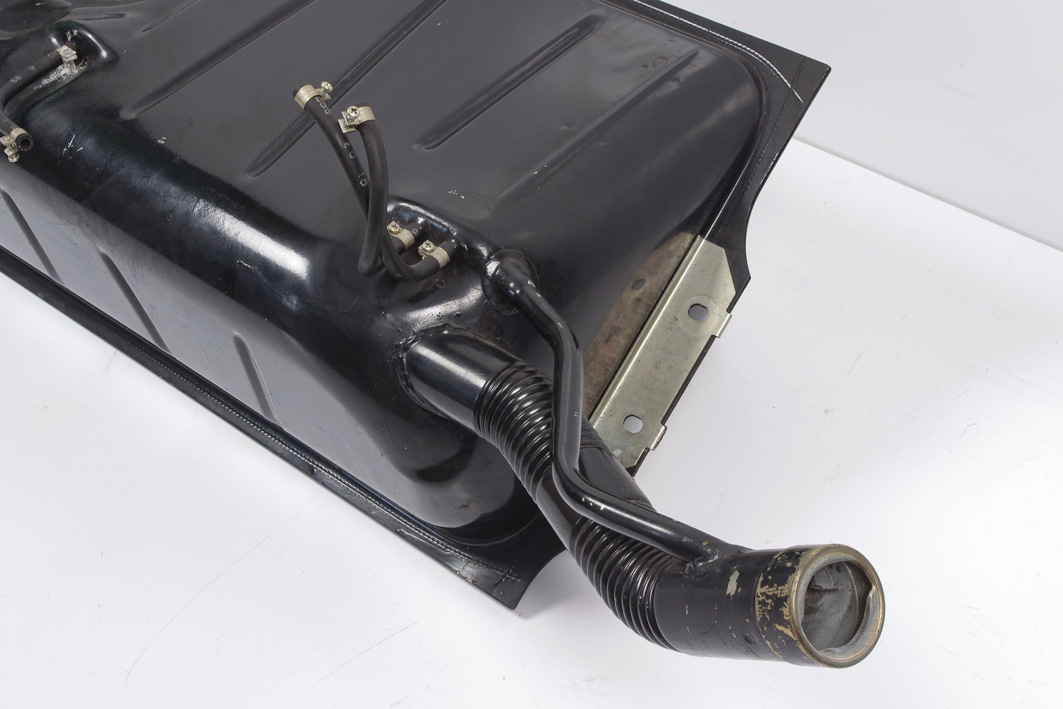 Mercedes 1074704501 Fuel Tank | R107 SL