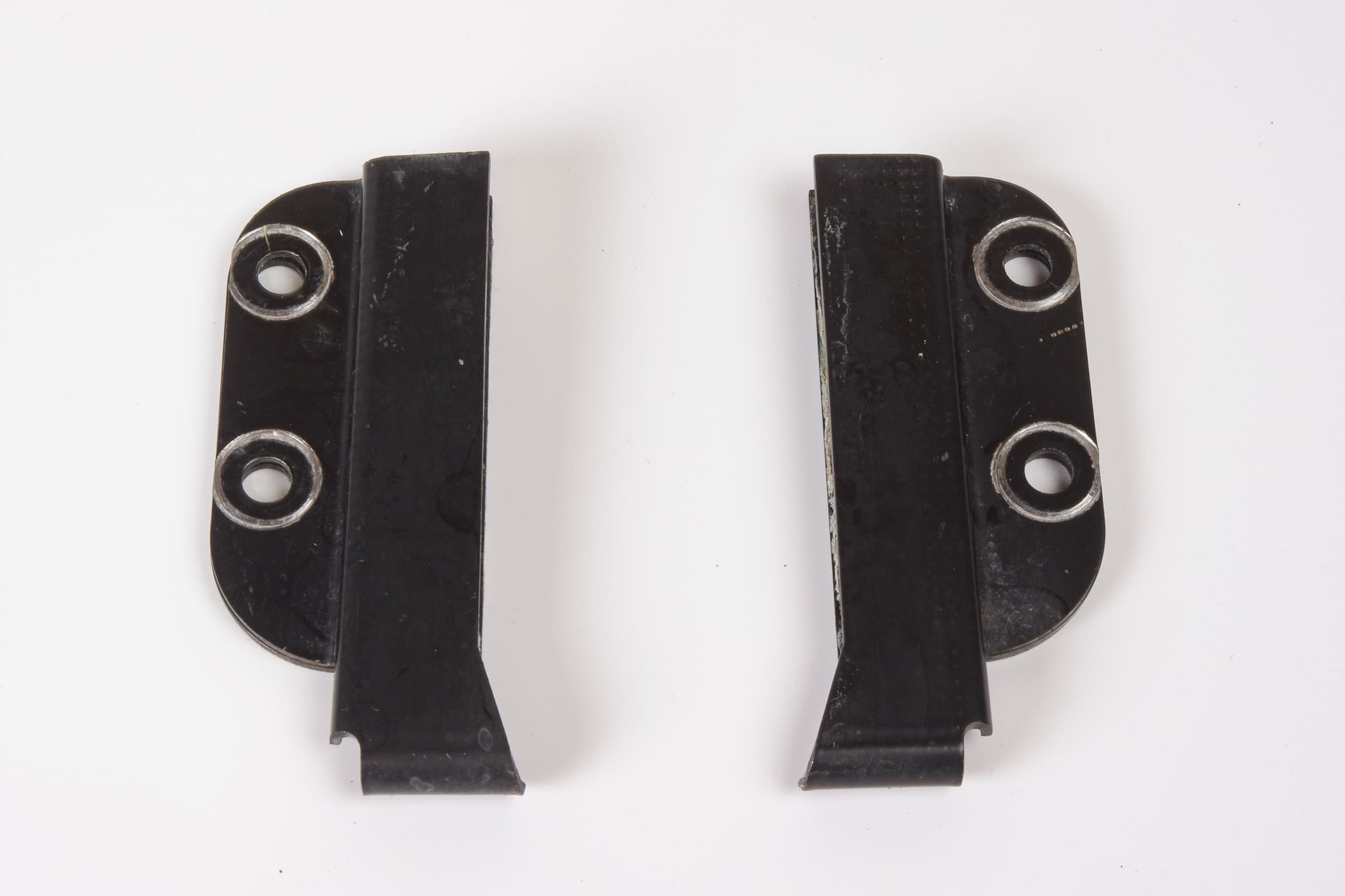 Mercedes 1079190125 Seat Guide - Rear Left | R107 SL
