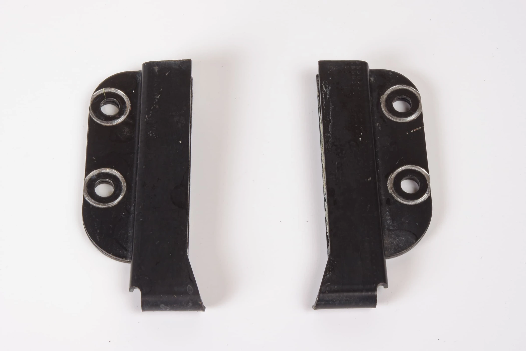 Mercedes 1079190125 Seat Guide - Rear Left | R107 SL