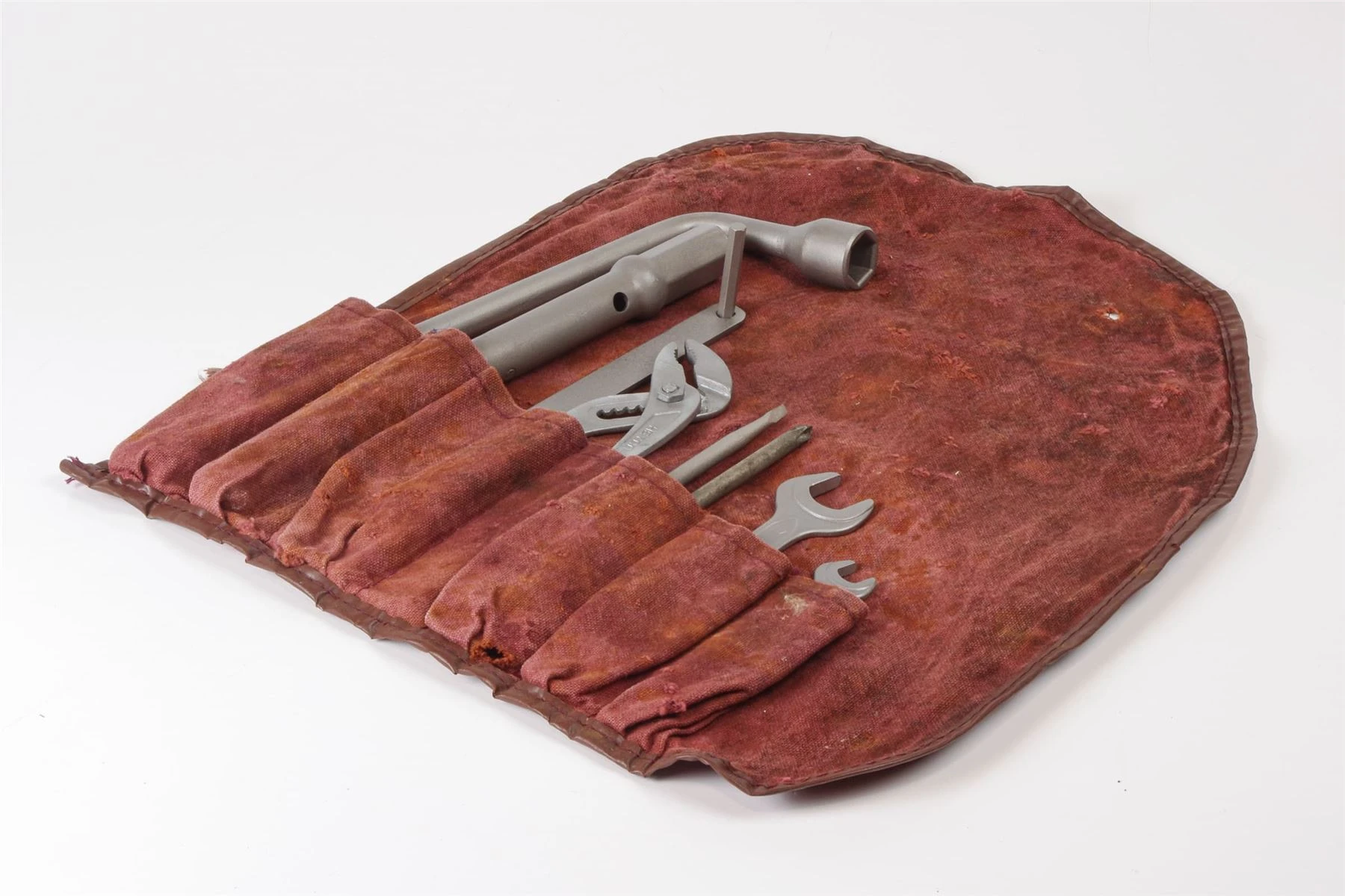Mercedes 1295800203 Tool Kit - Red (b) | R129 SL