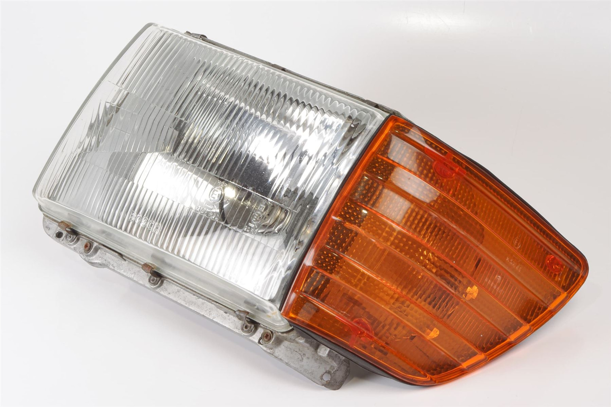 Mercedes 1078204761 Headlight Complete - Left | R107 SL