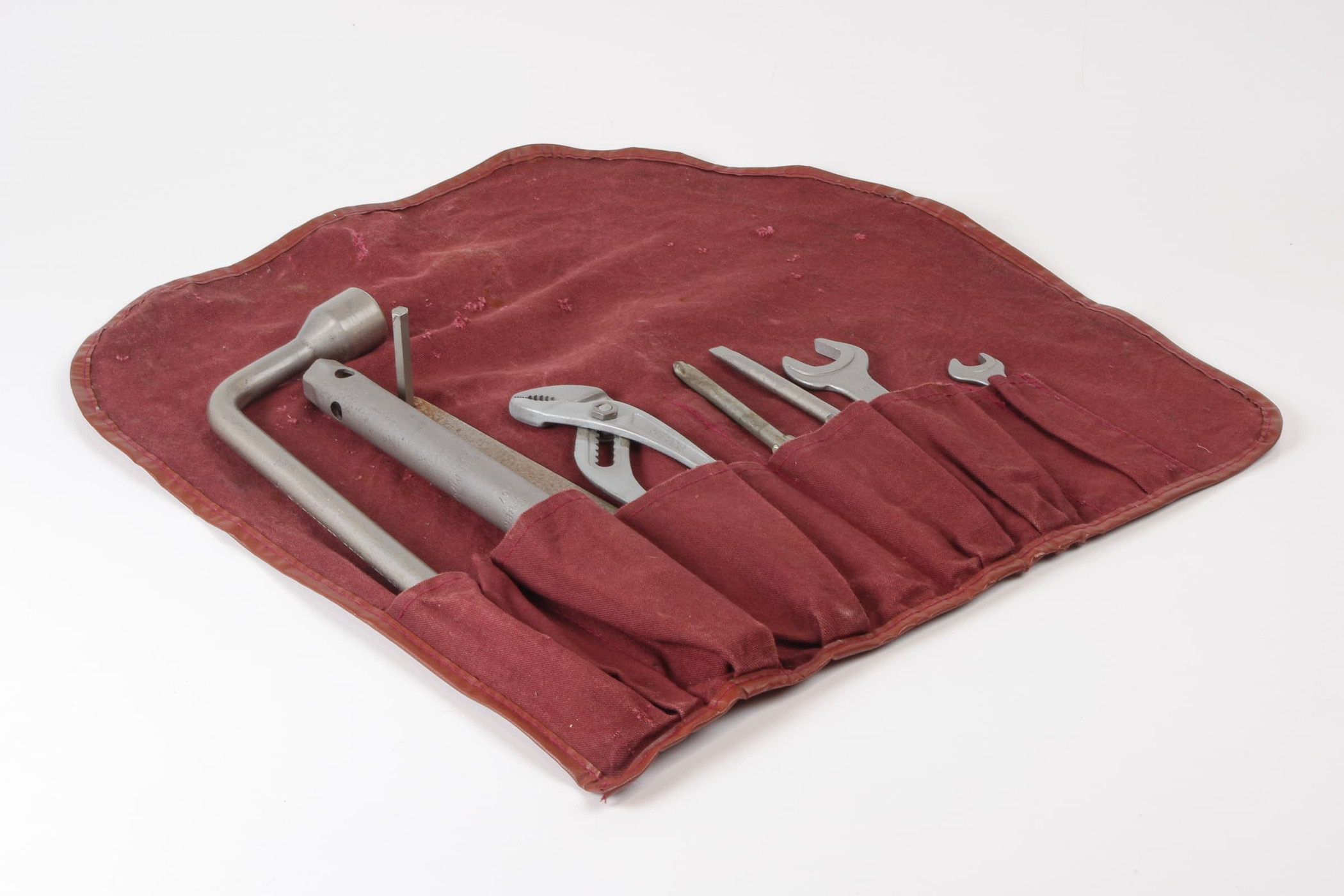 Mercedes 1295800203 Tool Kit - Red (d) | R129 SL