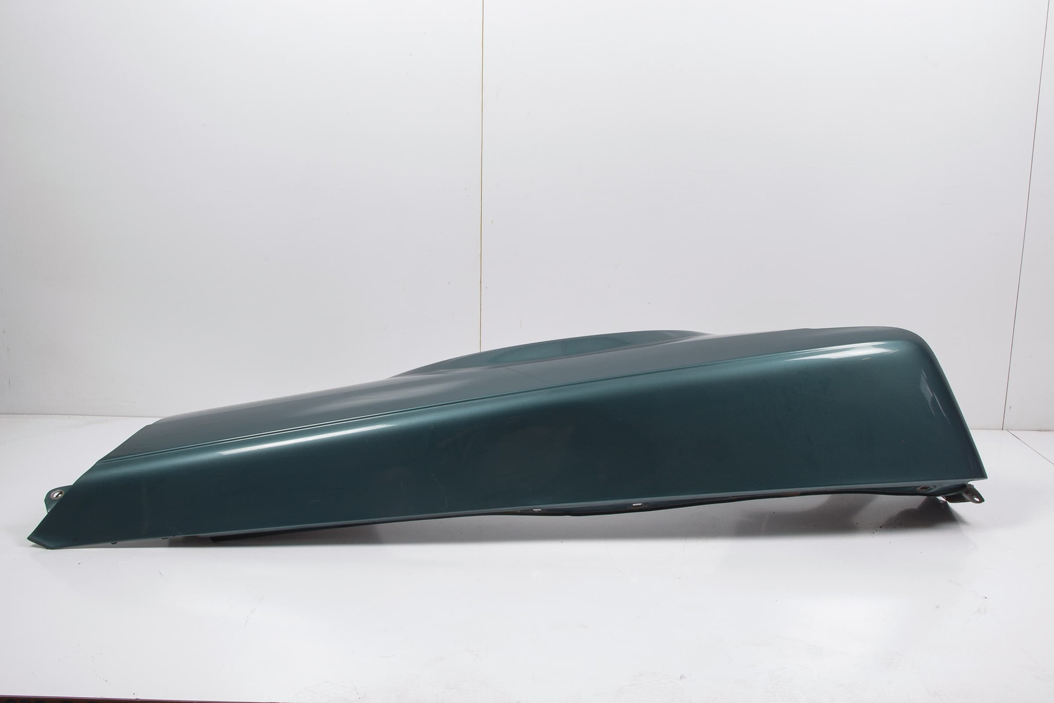 Mercedes 1078801318 Wing - Front Left | C107 R107 SL