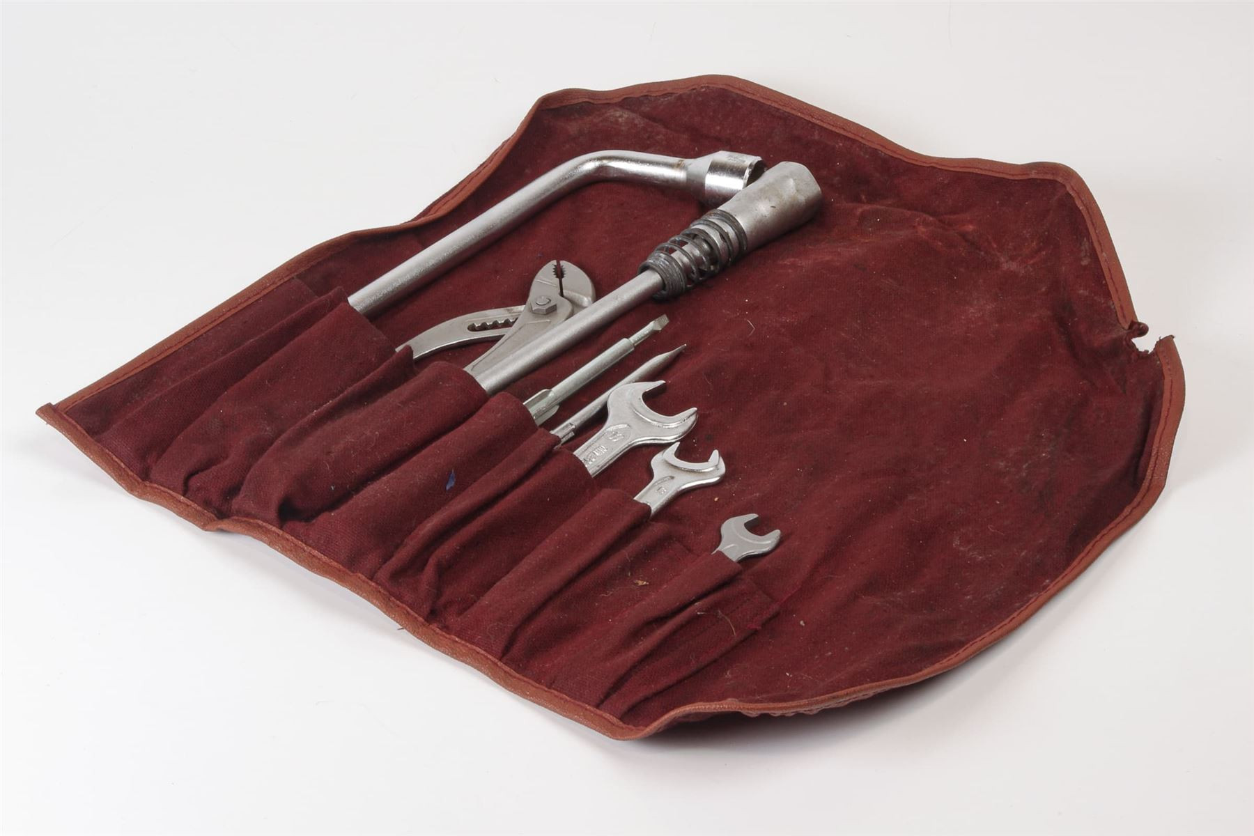 Mercedes 1295800203 Tool Kit - Red (e) | R129 SL